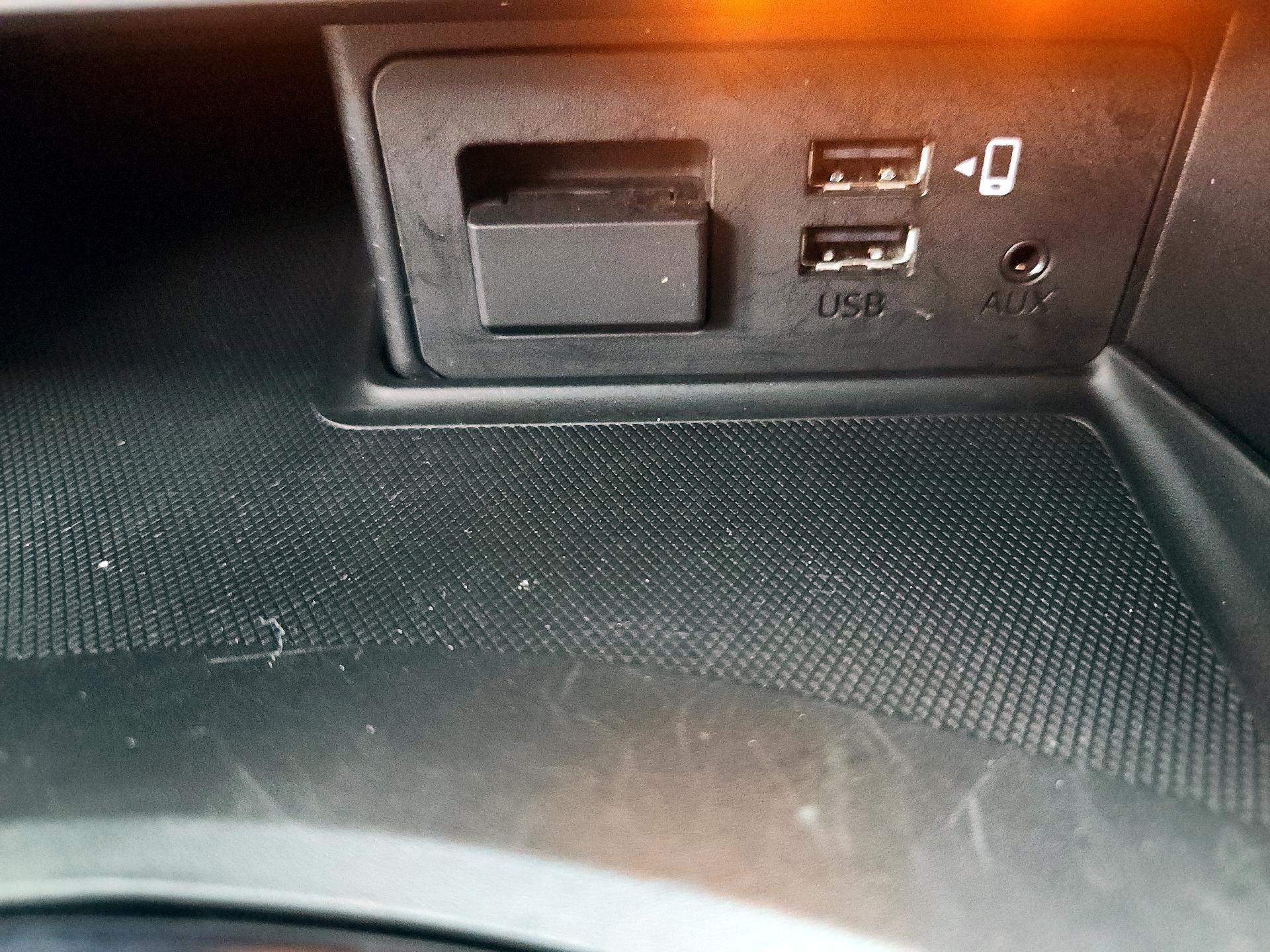 Thumbnail: 2023 Mazda MX-5 Miata - 17