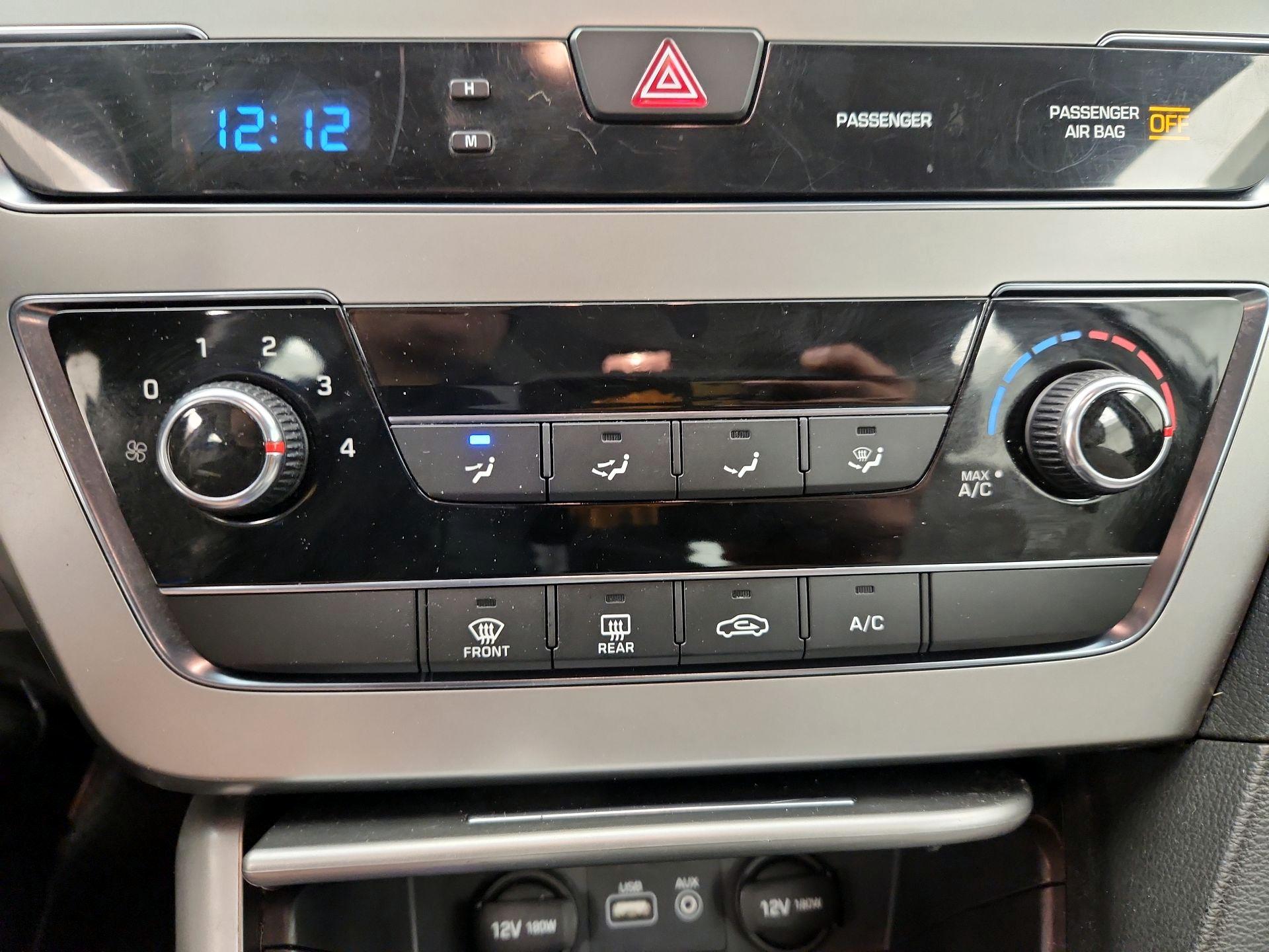 Thumbnail: 2015 Hyundai Sonata - 13