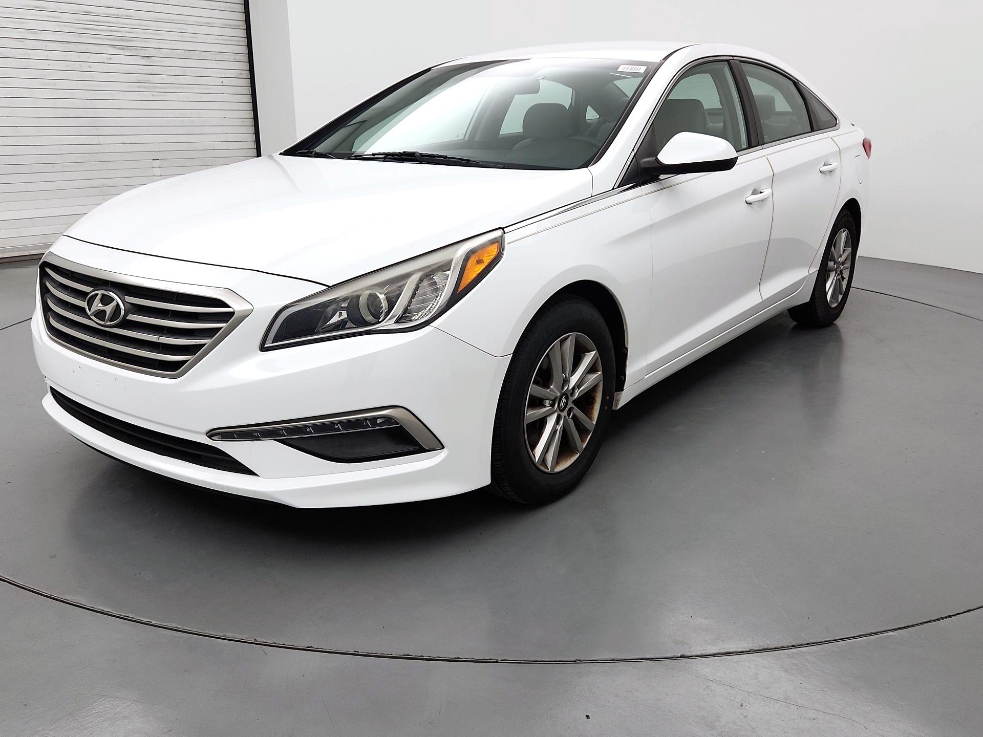 Thumbnail: 2015 Hyundai Sonata - 3