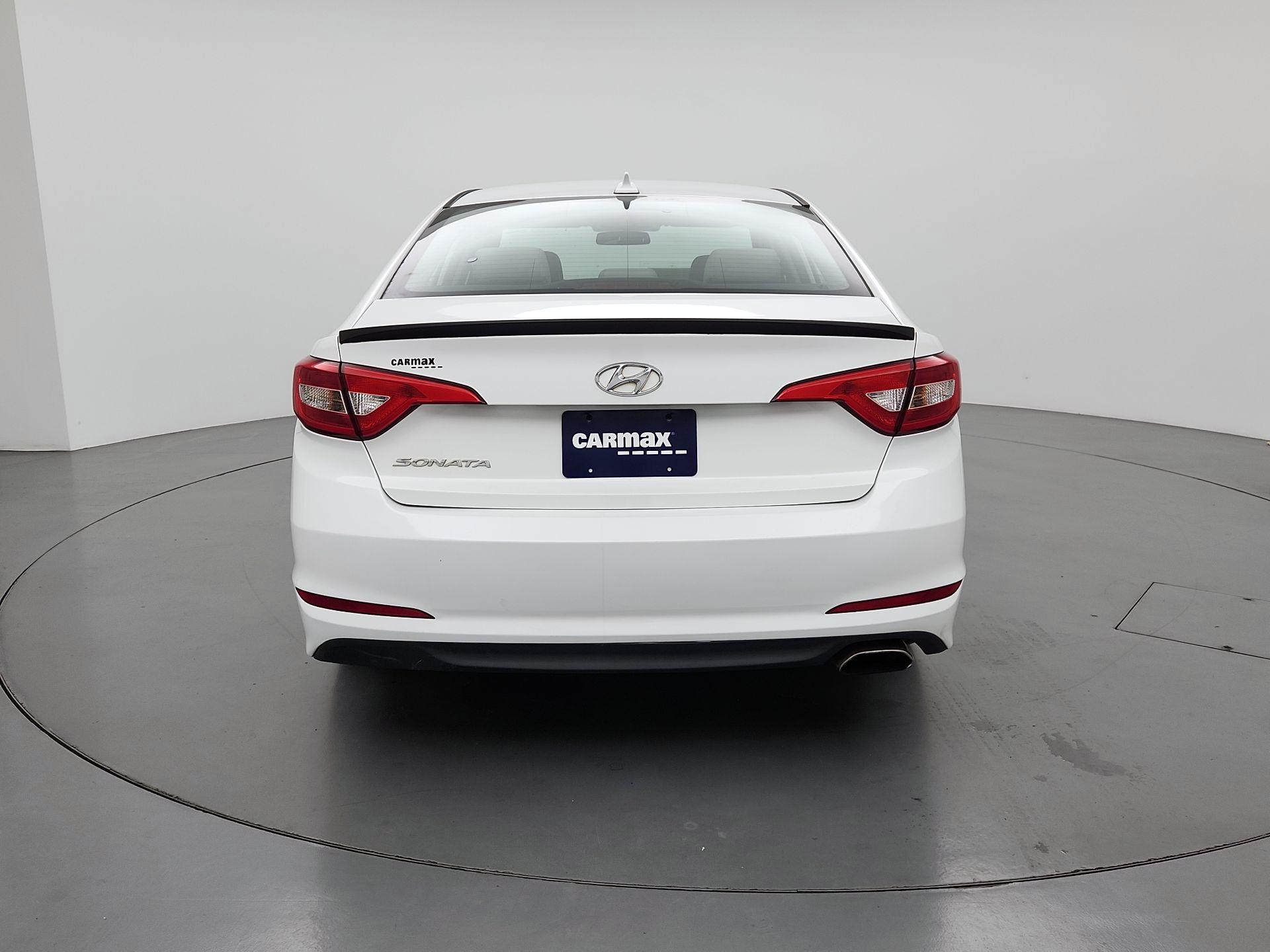 Thumbnail: 2015 Hyundai Sonata - 6
