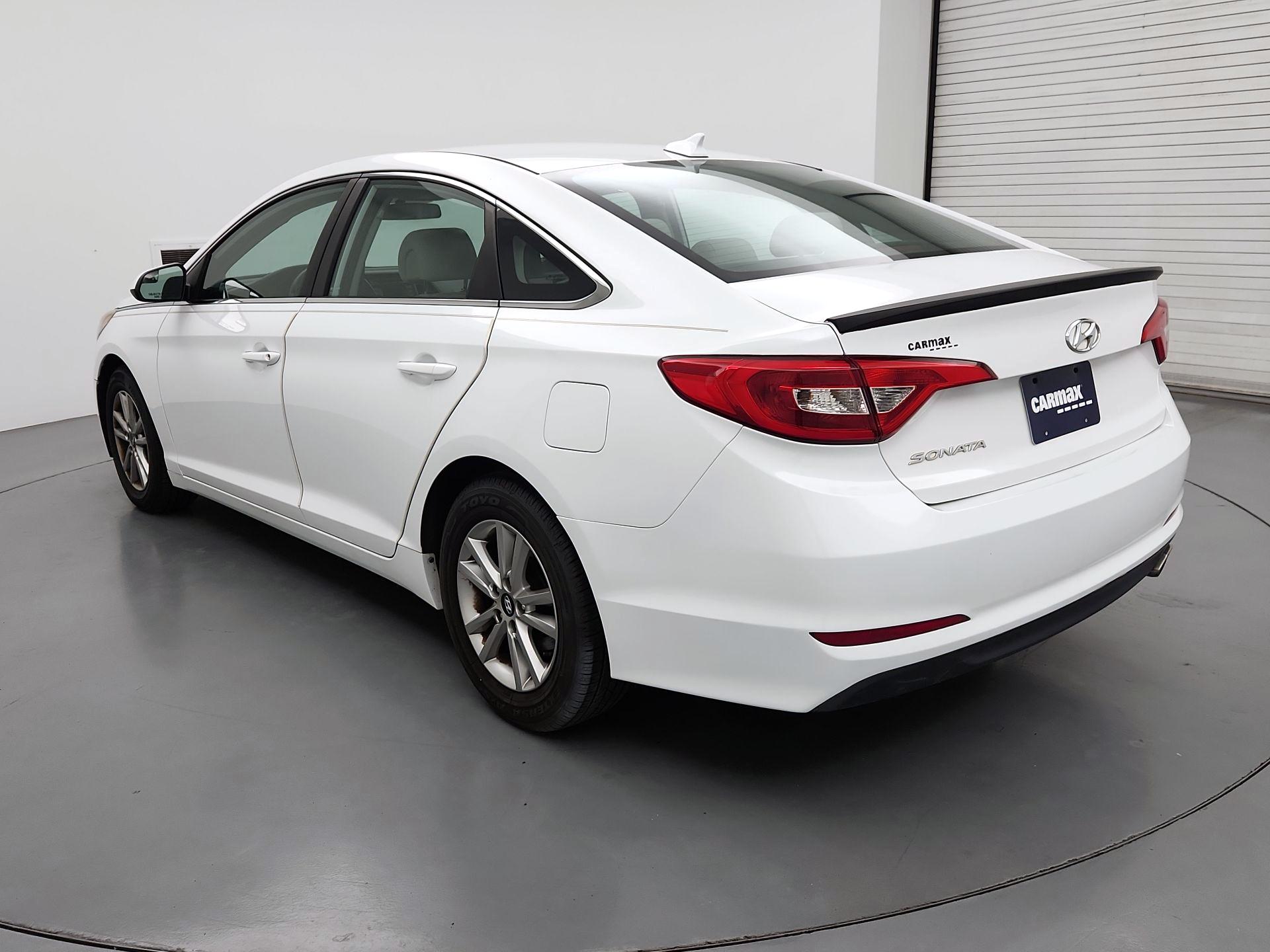 Thumbnail: 2015 Hyundai Sonata - 7