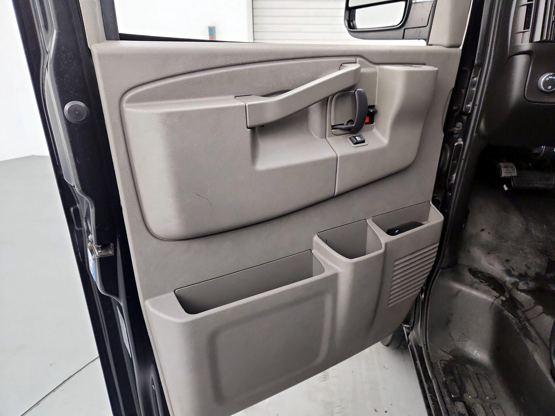 Thumbnail: 2020 Chevrolet Express - 12