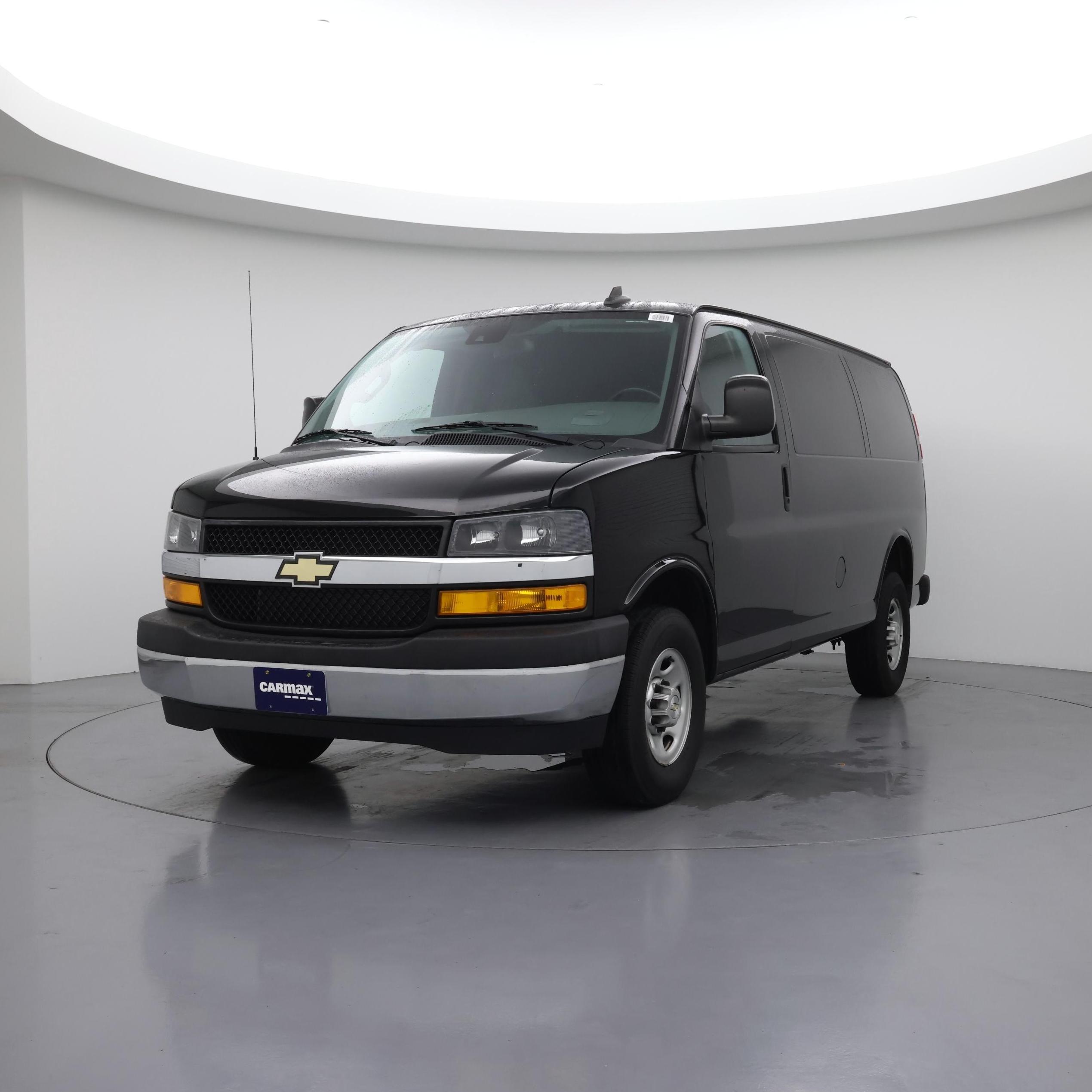 Thumbnail: 2020 Chevrolet Express - 4