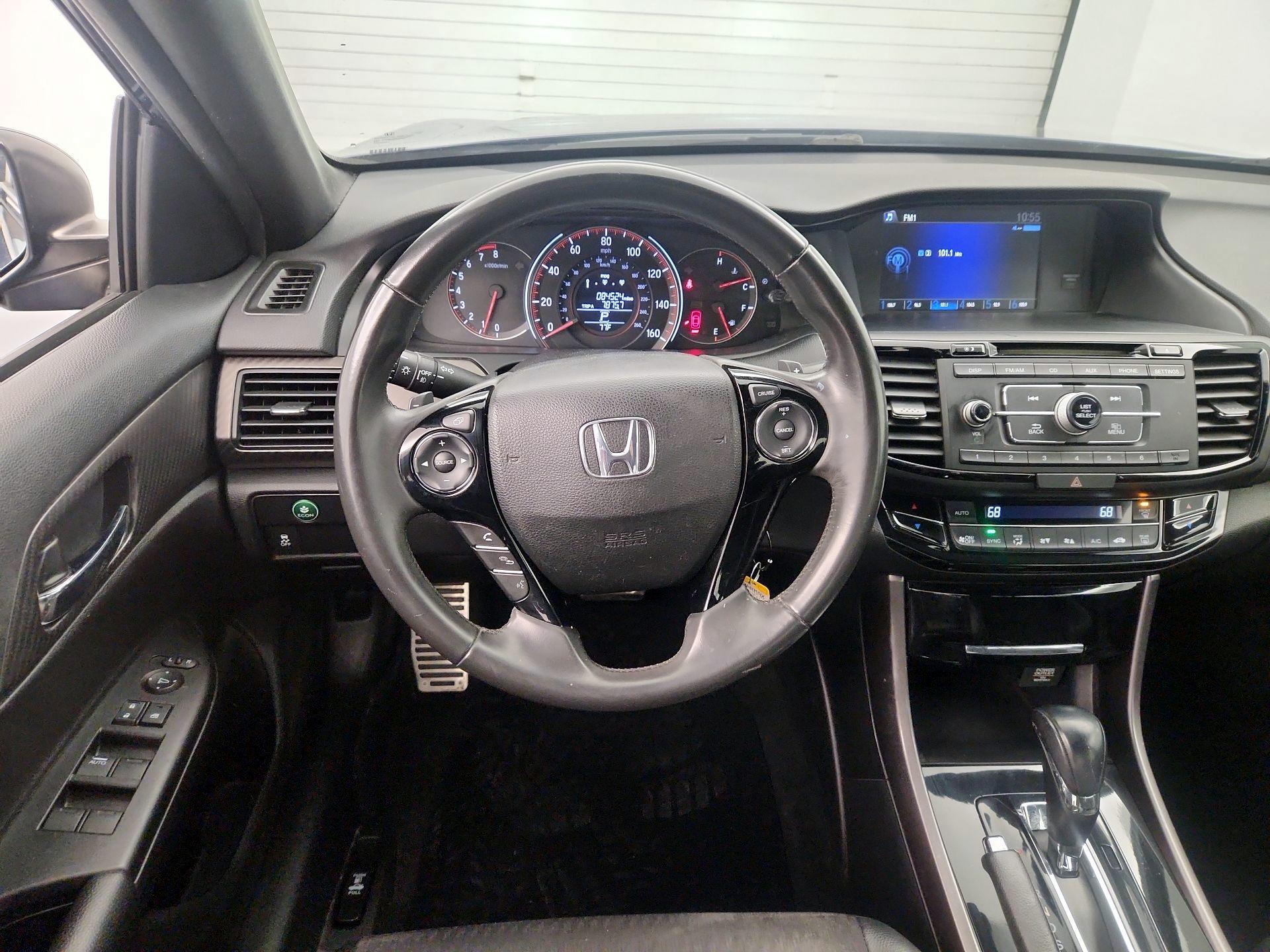 Thumbnail: 2016 Honda Accord - 10