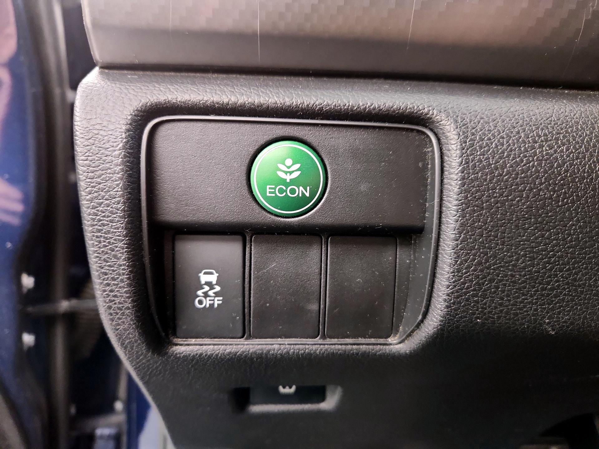 Thumbnail: 2016 Honda Accord - 13