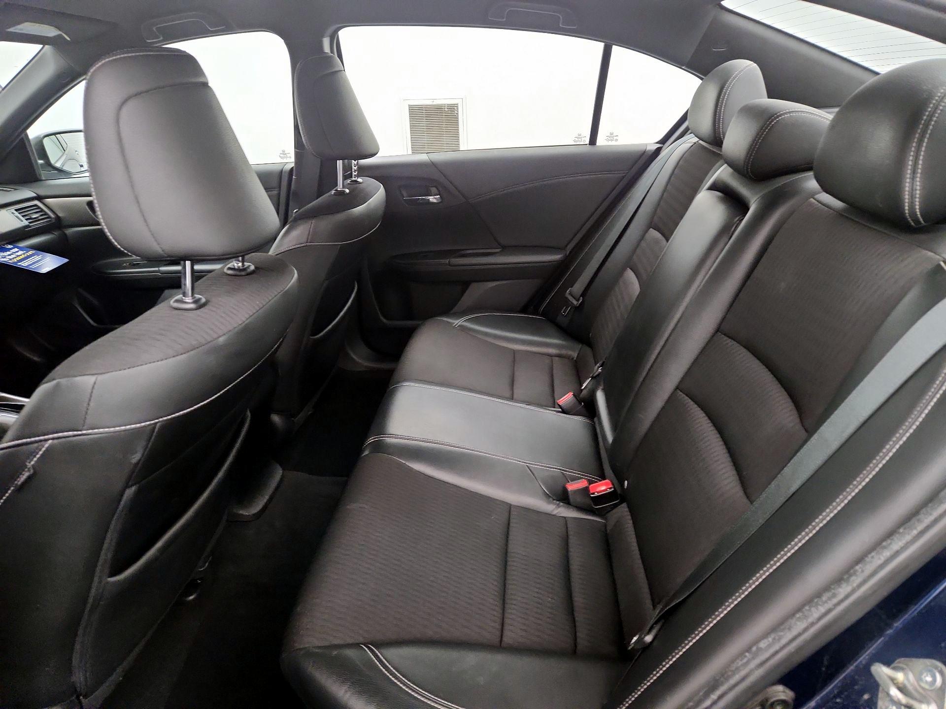 Thumbnail: 2016 Honda Accord - 18