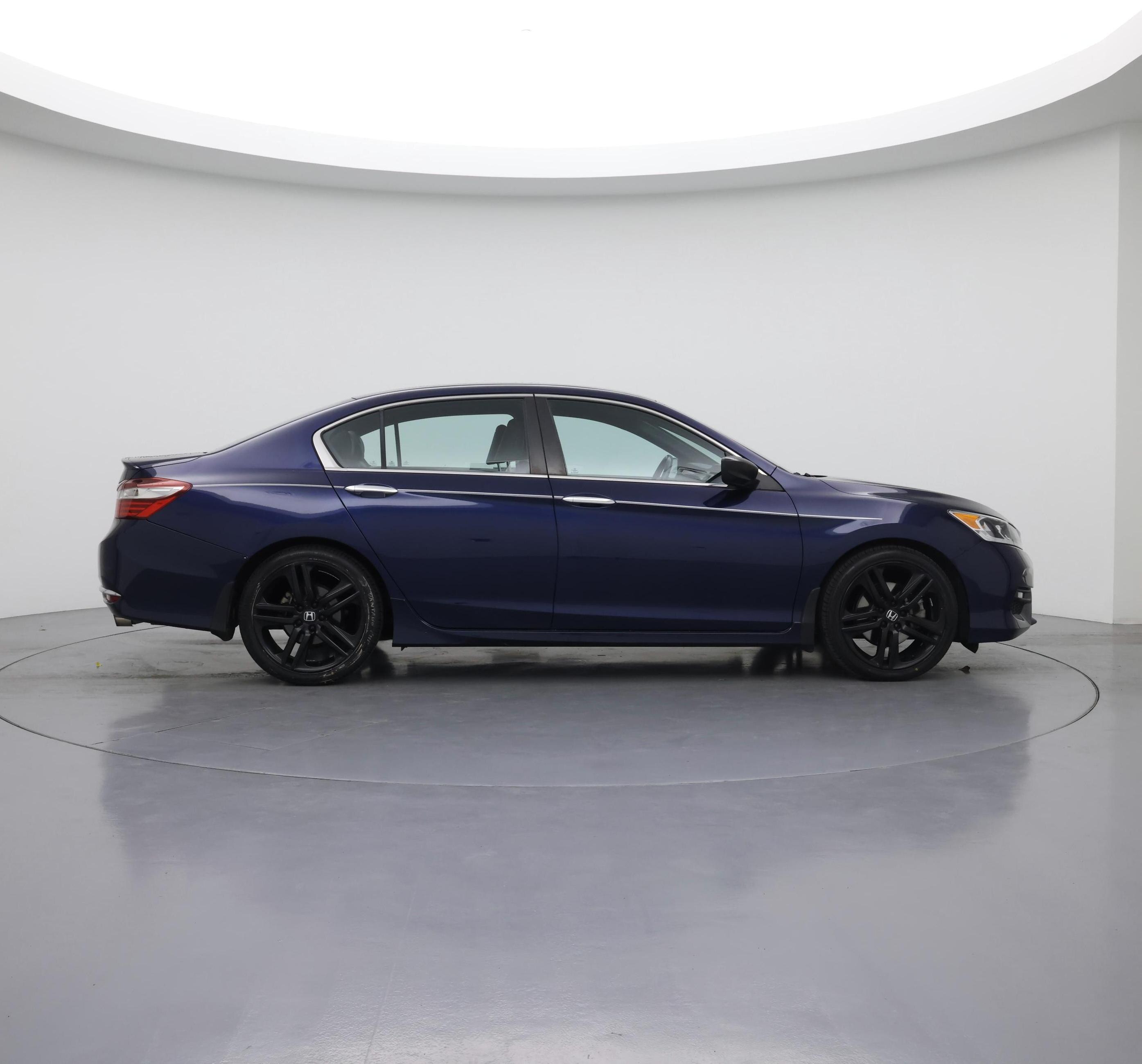Thumbnail: 2016 Honda Accord - 7