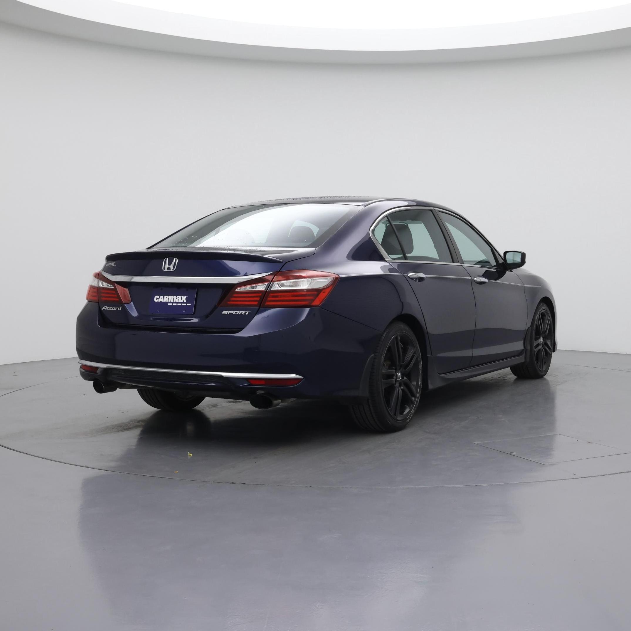 Thumbnail: 2016 Honda Accord - 8