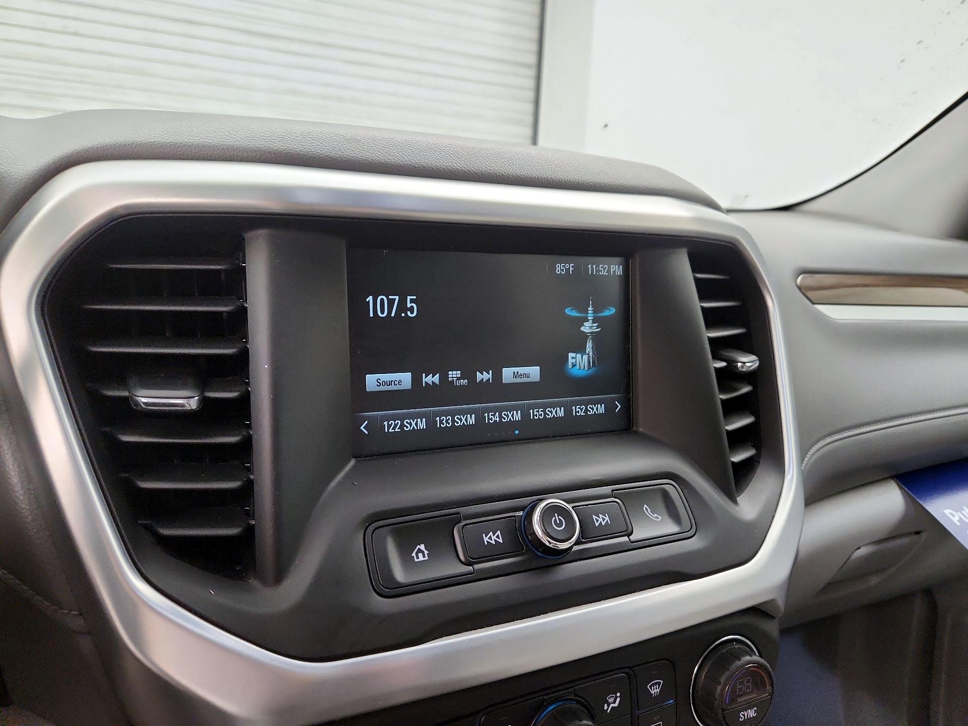 Thumbnail: 2017 GMC Acadia - 15