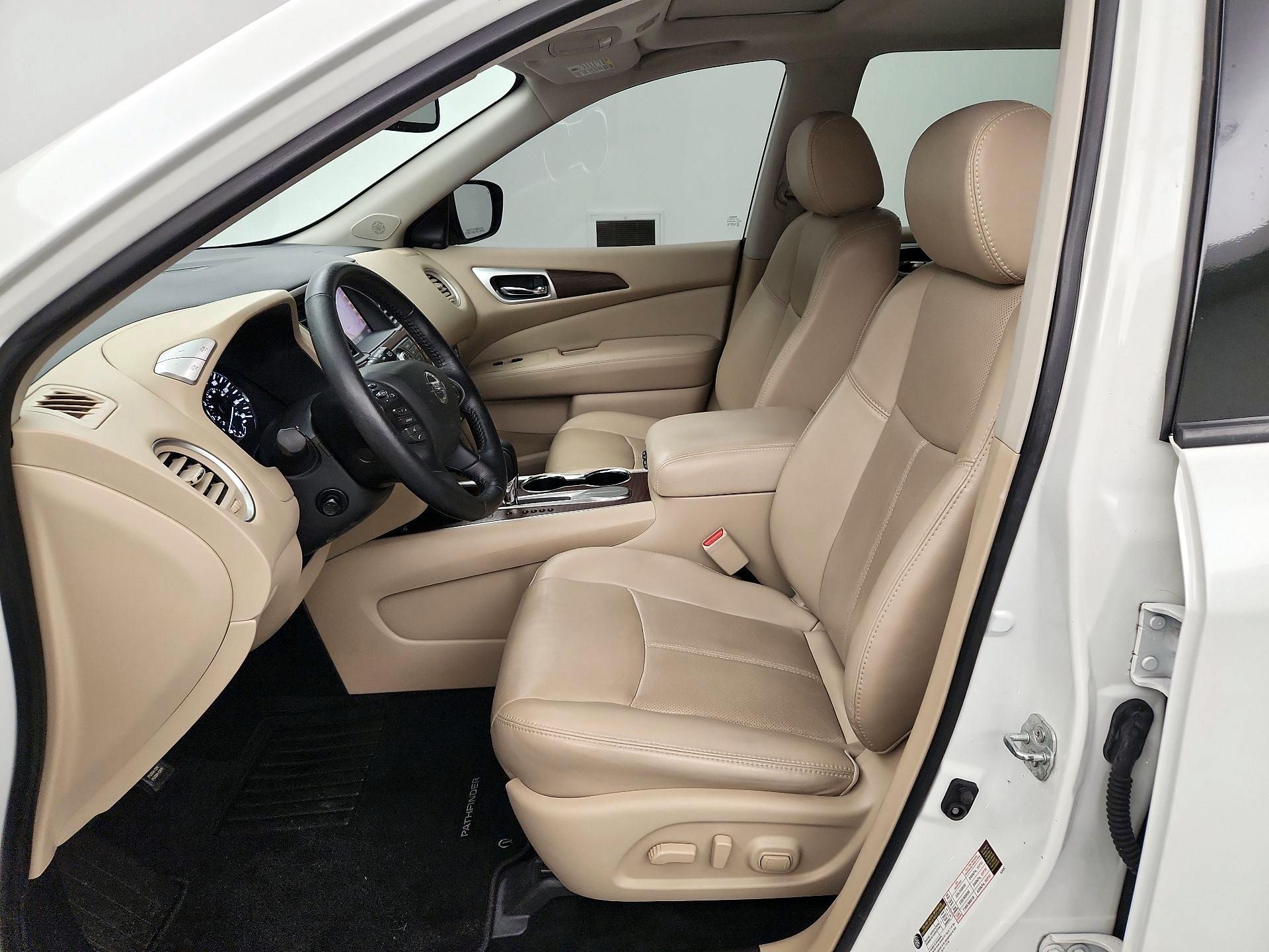 Thumbnail: 2018 Nissan Pathfinder - 11