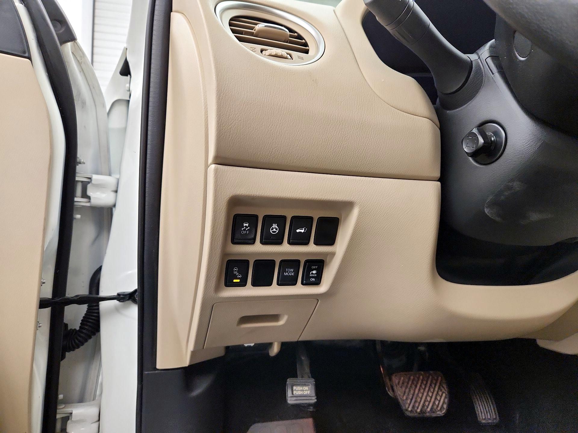 Thumbnail: 2018 Nissan Pathfinder - 13