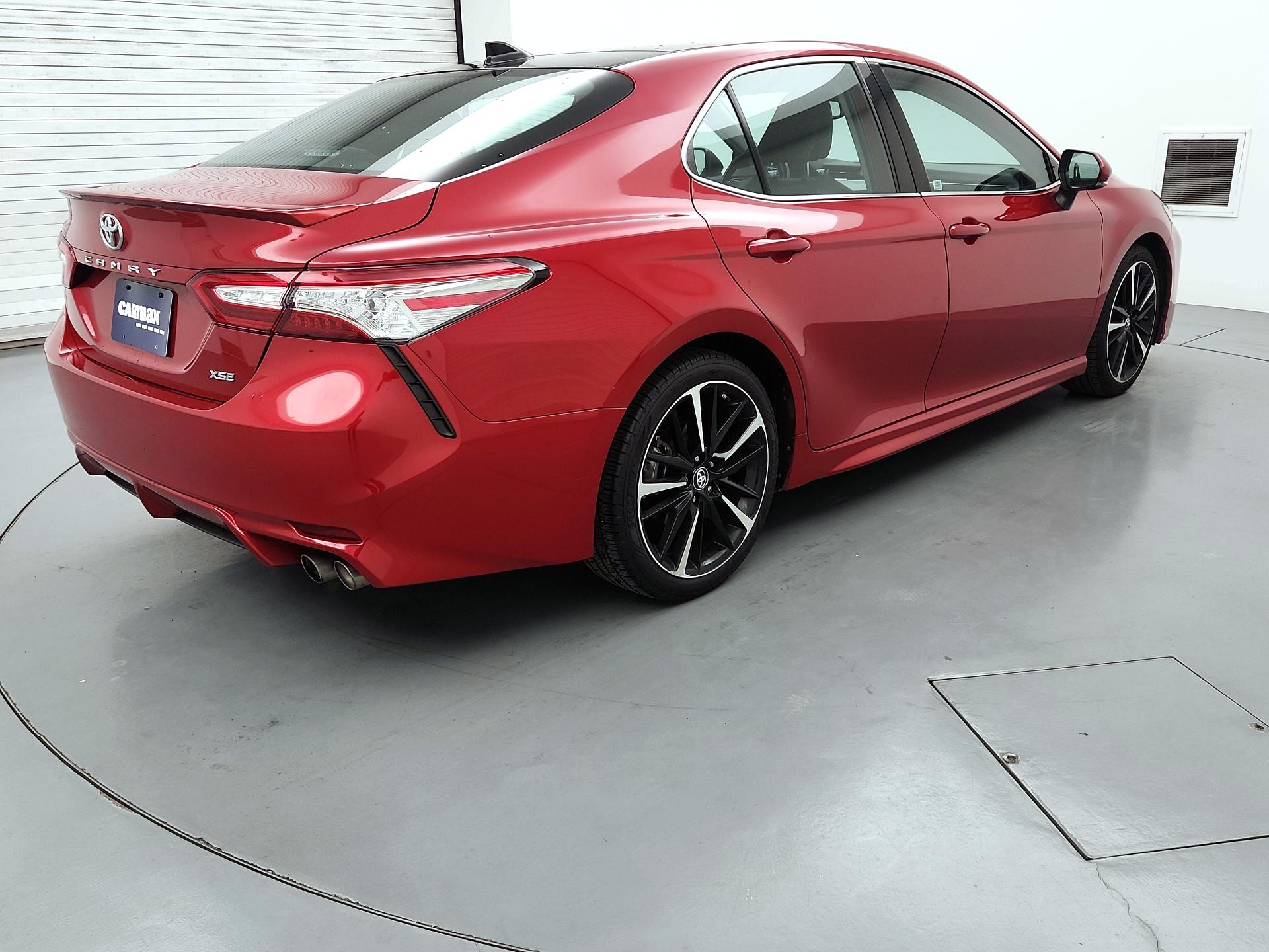 Thumbnail: 2019 Toyota Camry - 5