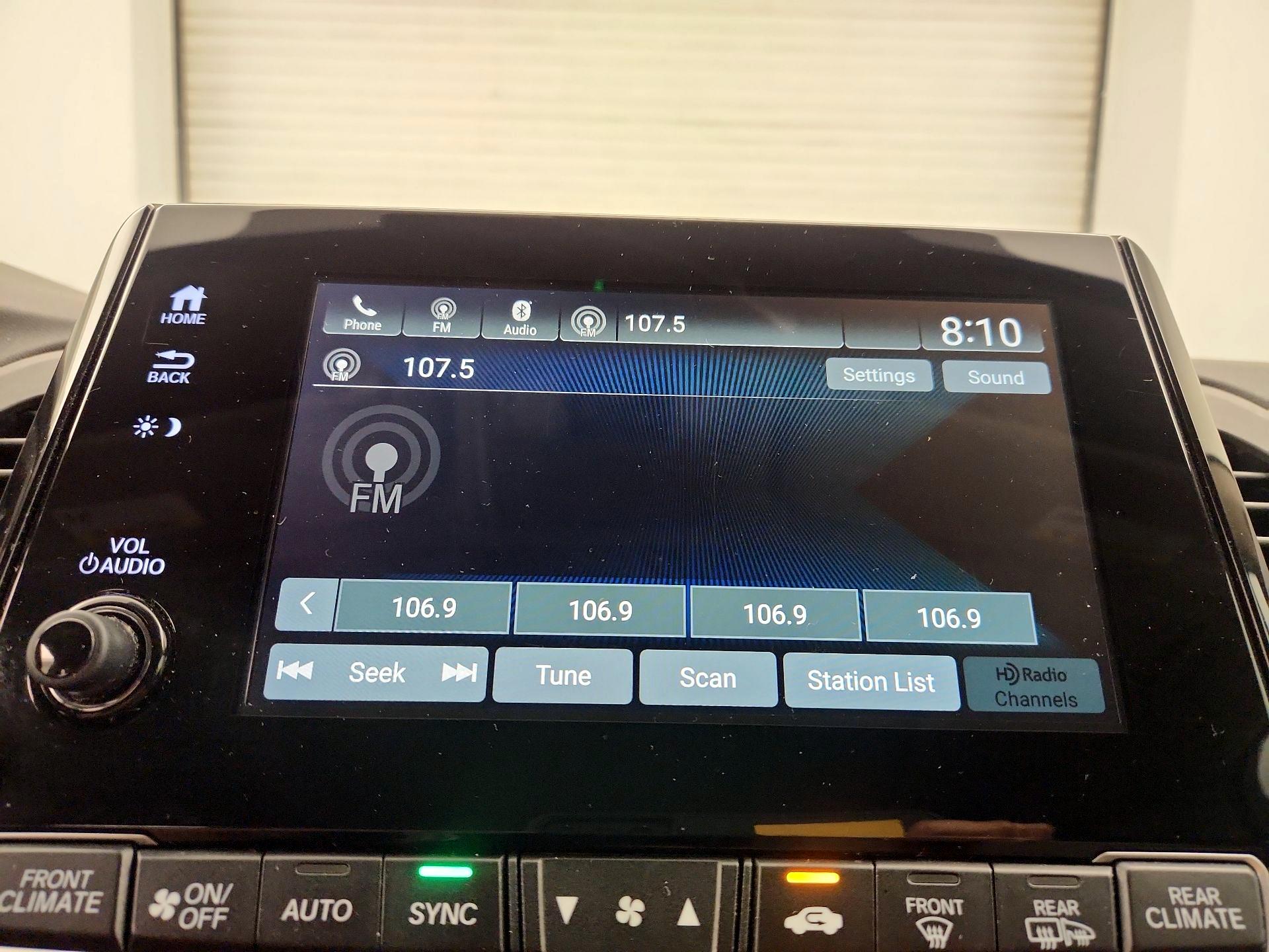 Thumbnail: 2019 Honda Odyssey - 15