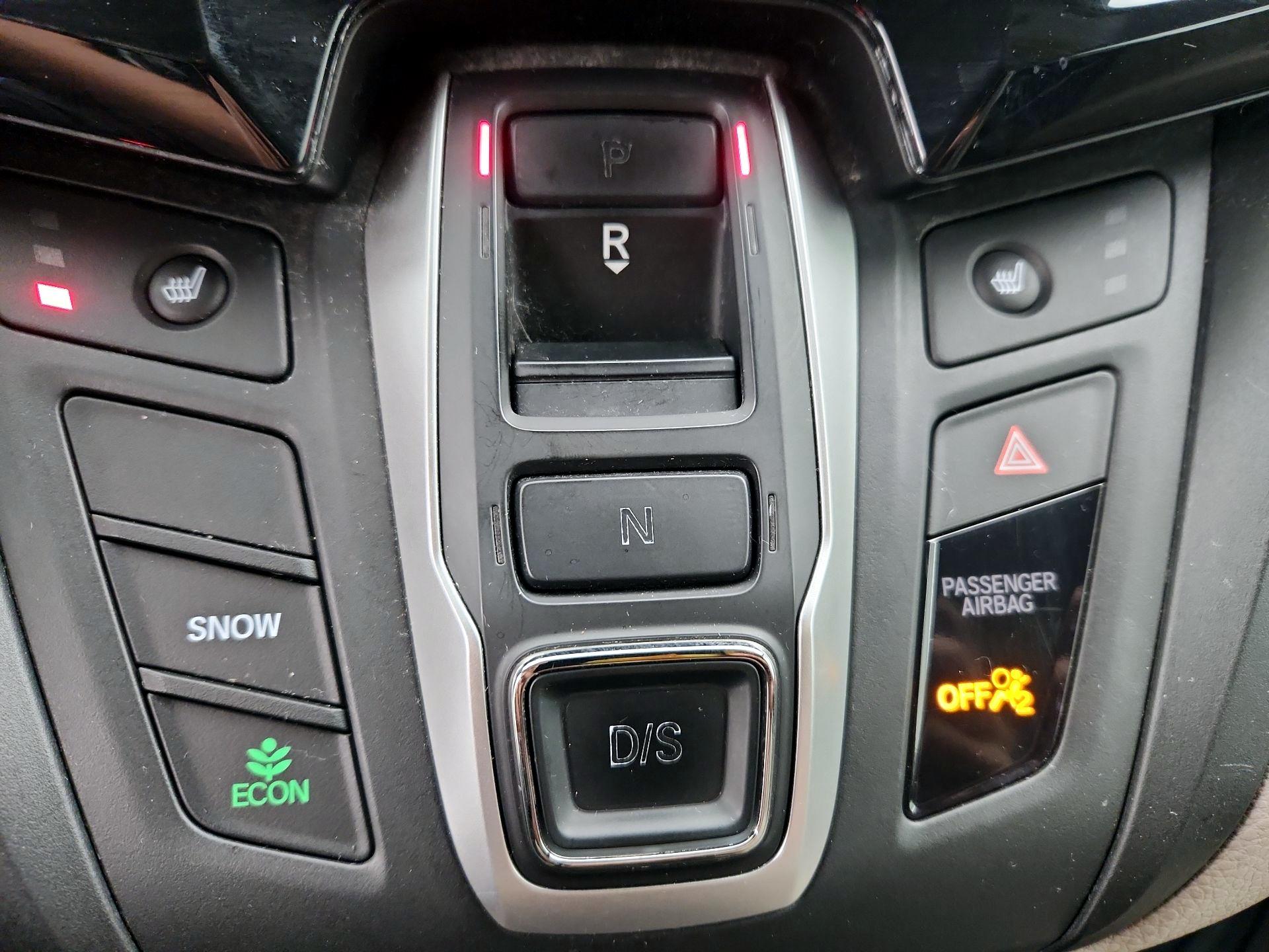 Thumbnail: 2019 Honda Odyssey - 17