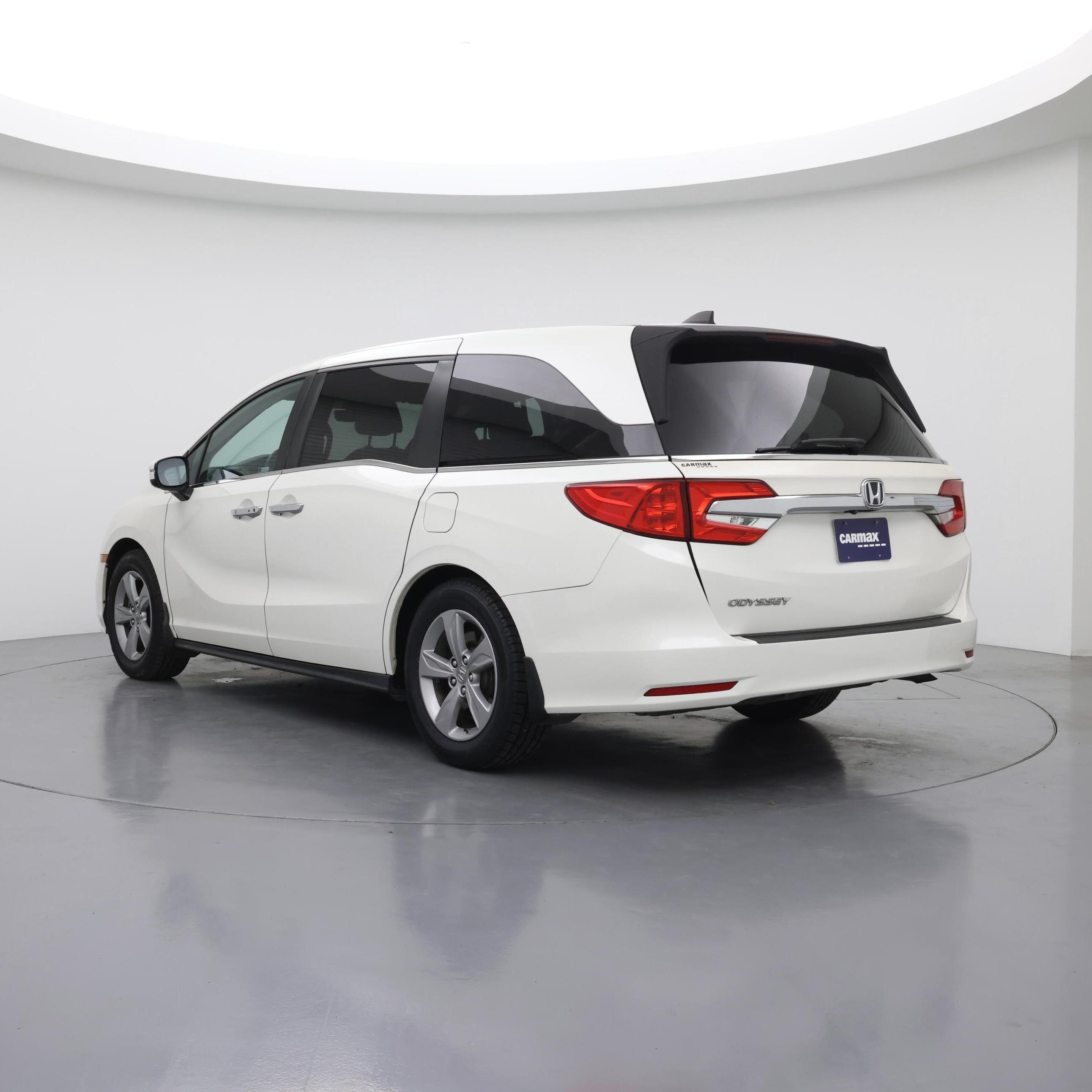 Thumbnail: 2019 Honda Odyssey - 2