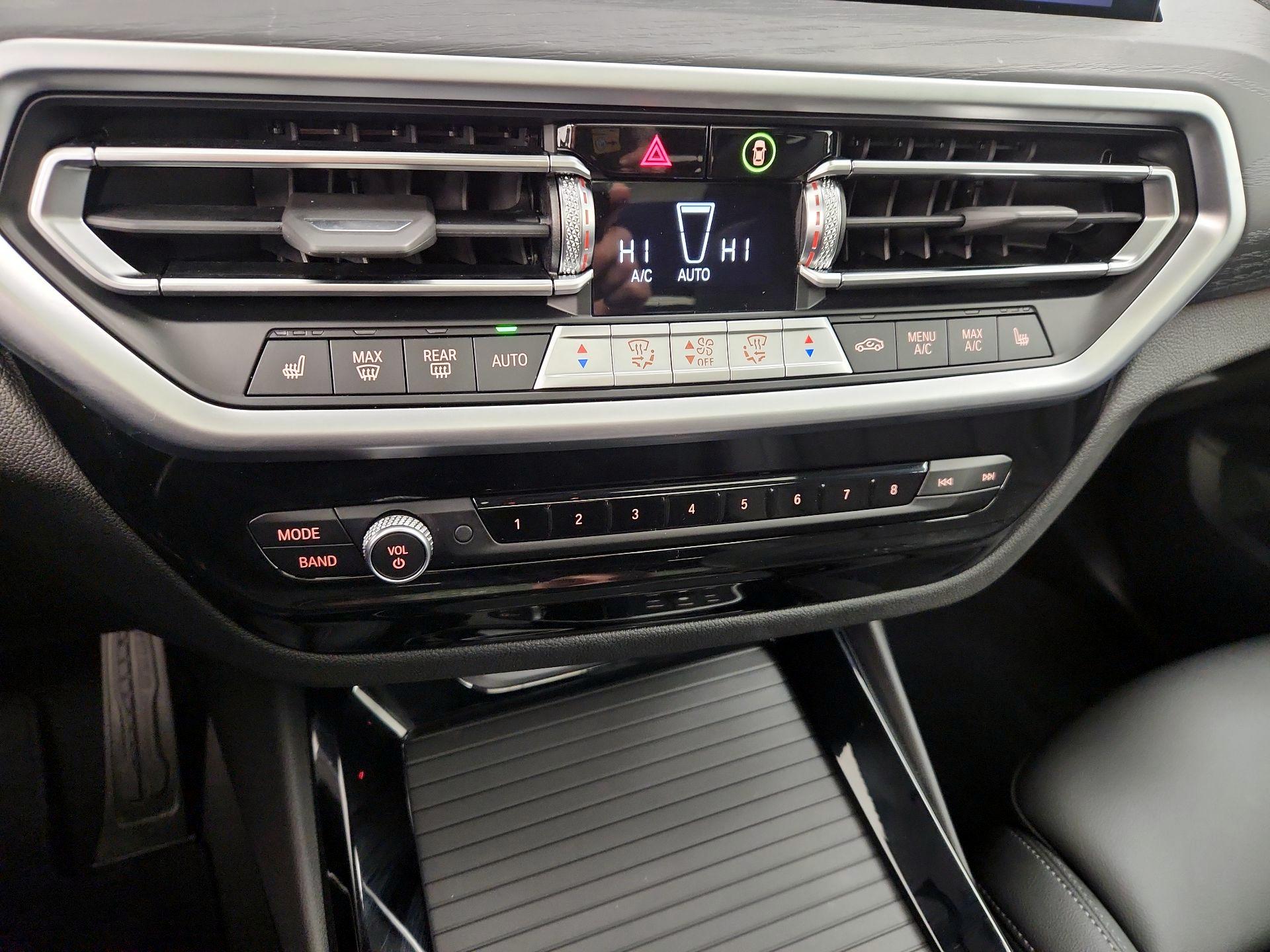 Thumbnail: 2024 BMW X3 - 16