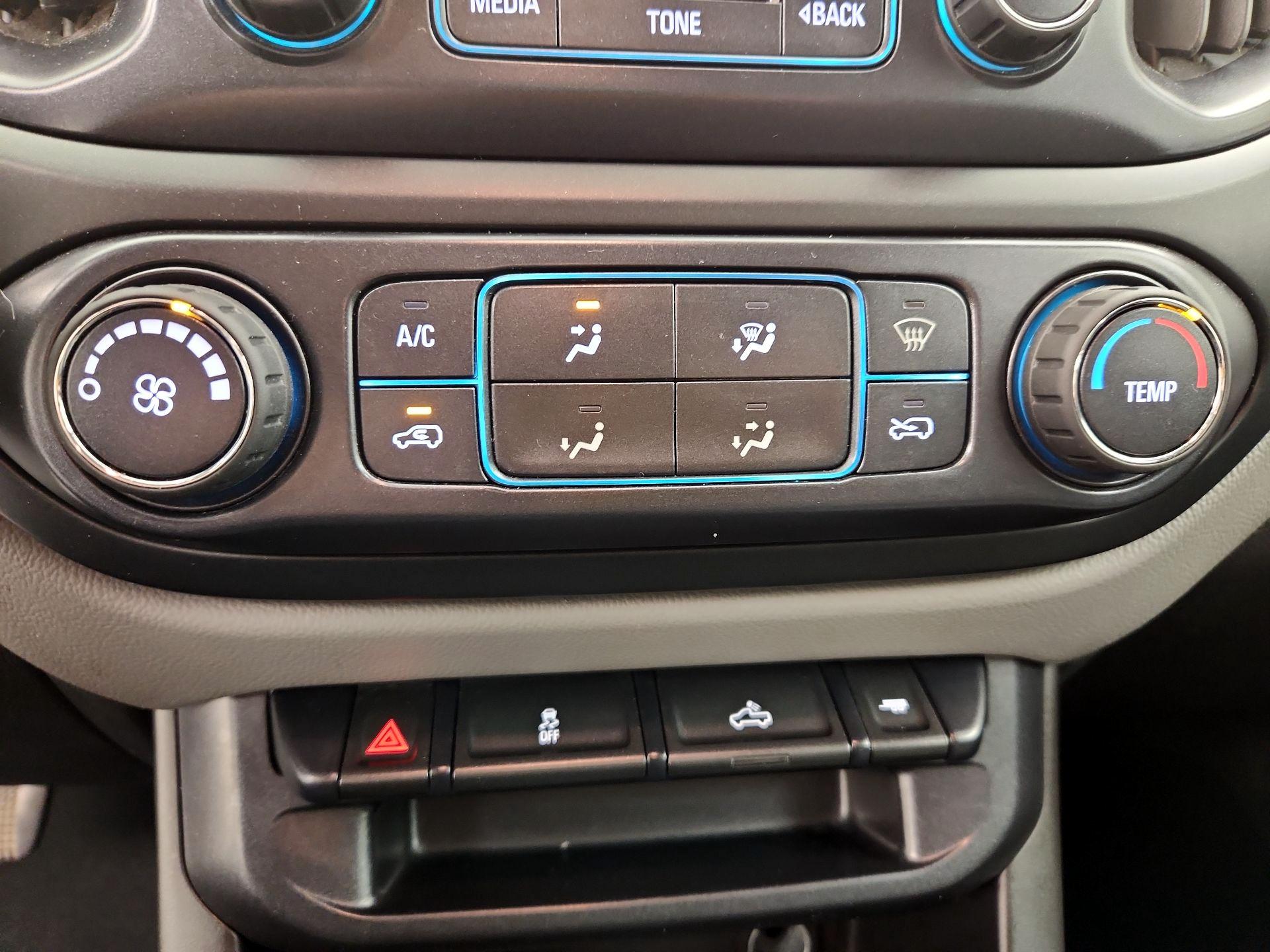 Thumbnail: 2017 Chevrolet Colorado - 16