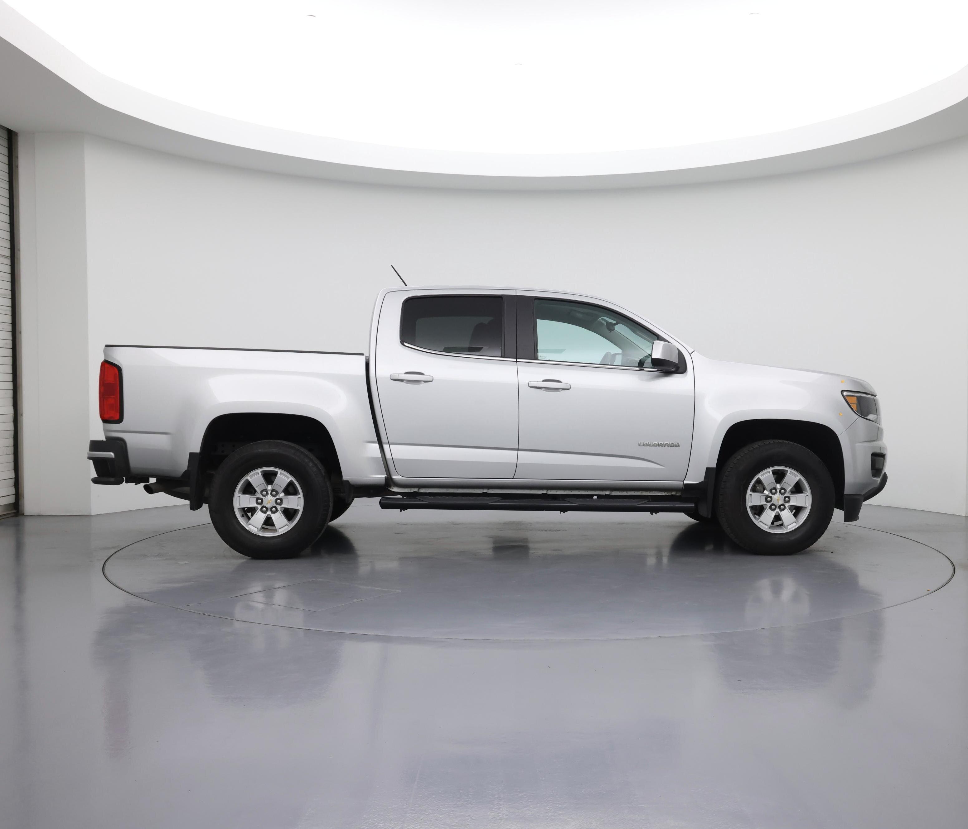 Thumbnail: 2017 Chevrolet Colorado - 7