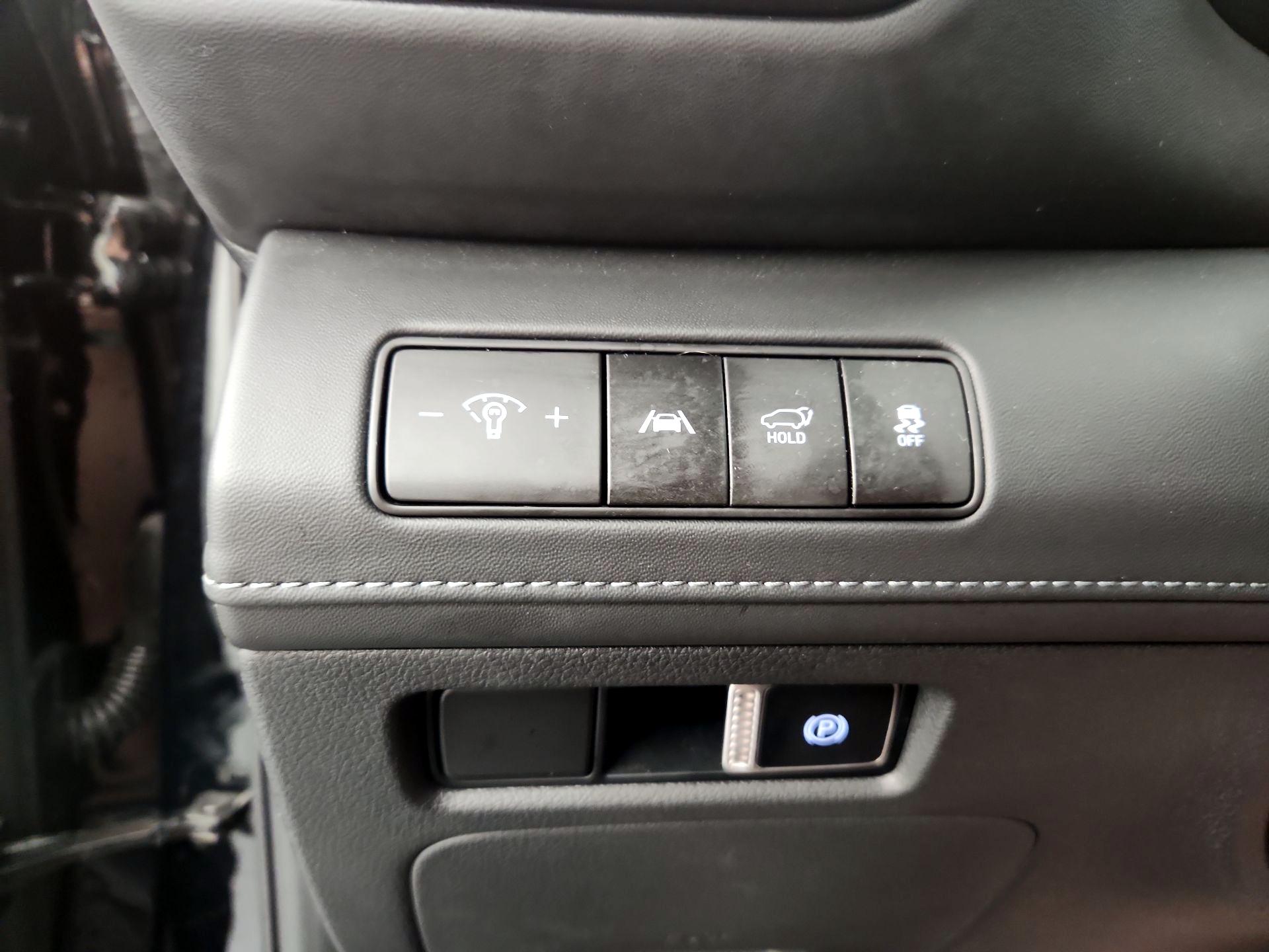 Thumbnail: 2023 Hyundai Santa Fe - 13