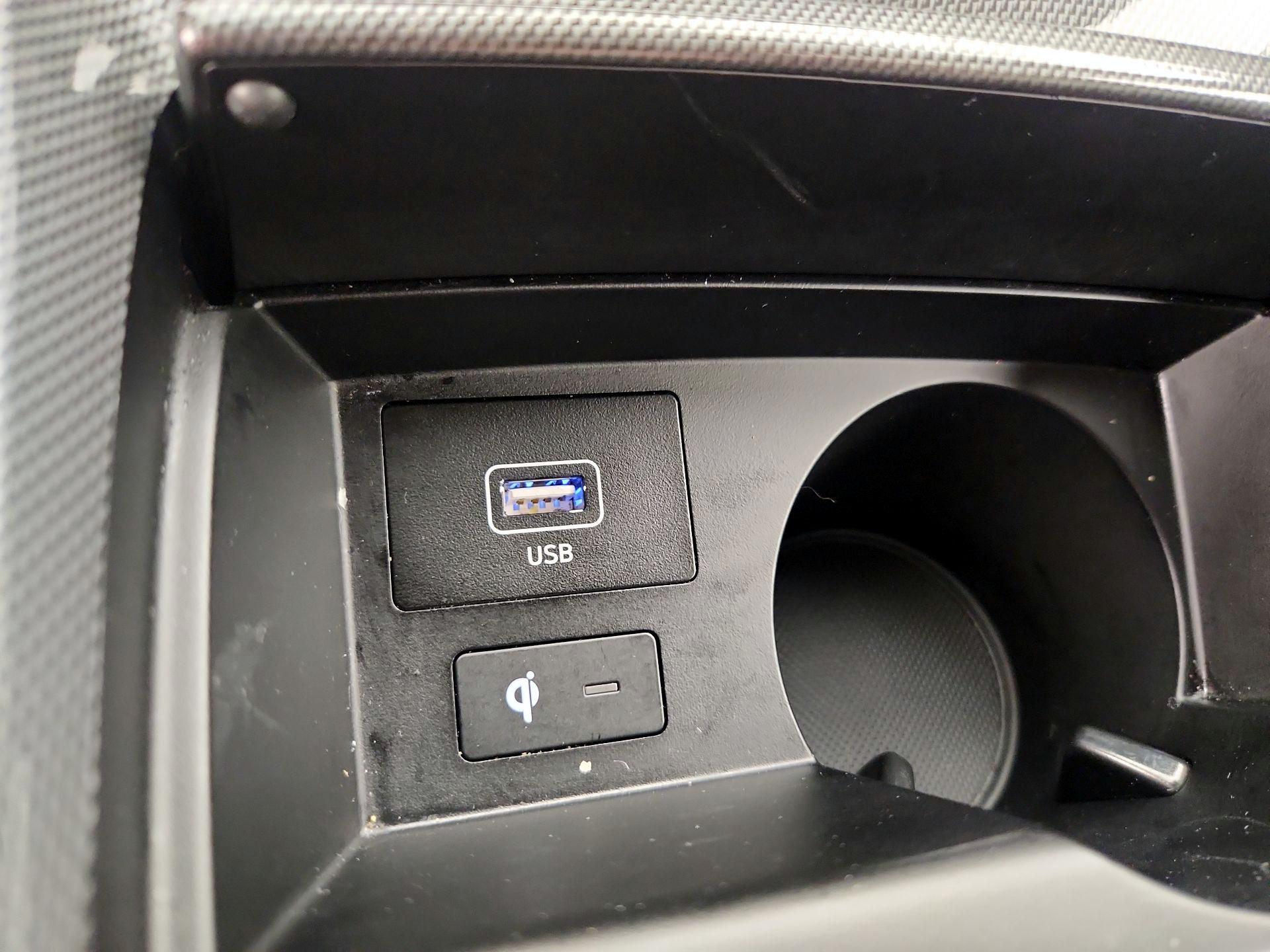 Thumbnail: 2023 Hyundai Santa Fe - 18