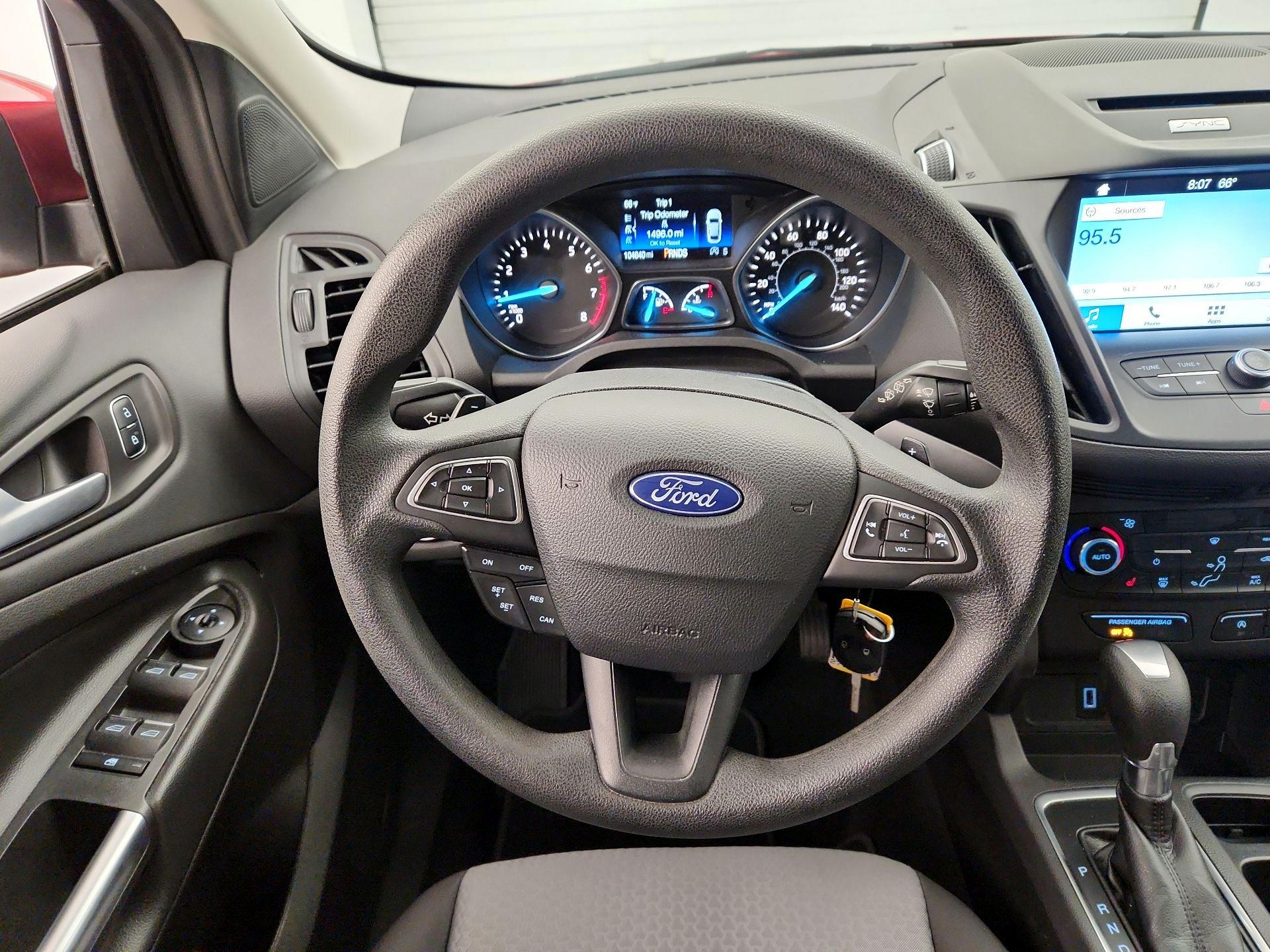 Thumbnail: 2017 Ford Escape - 10