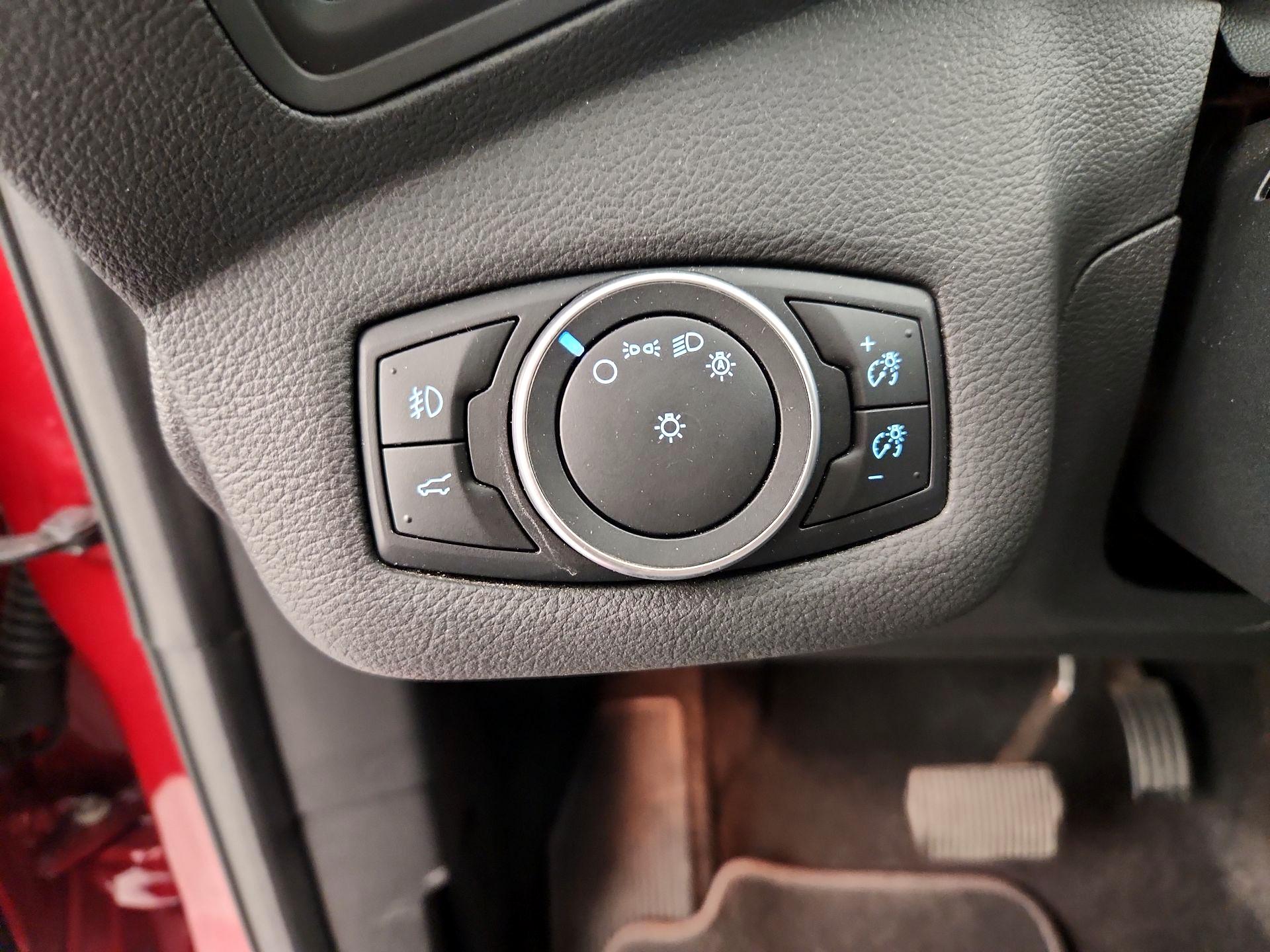 Thumbnail: 2017 Ford Escape - 13