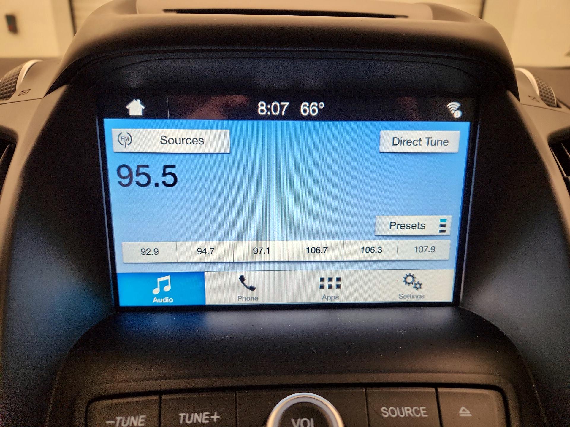 Thumbnail: 2017 Ford Escape - 15