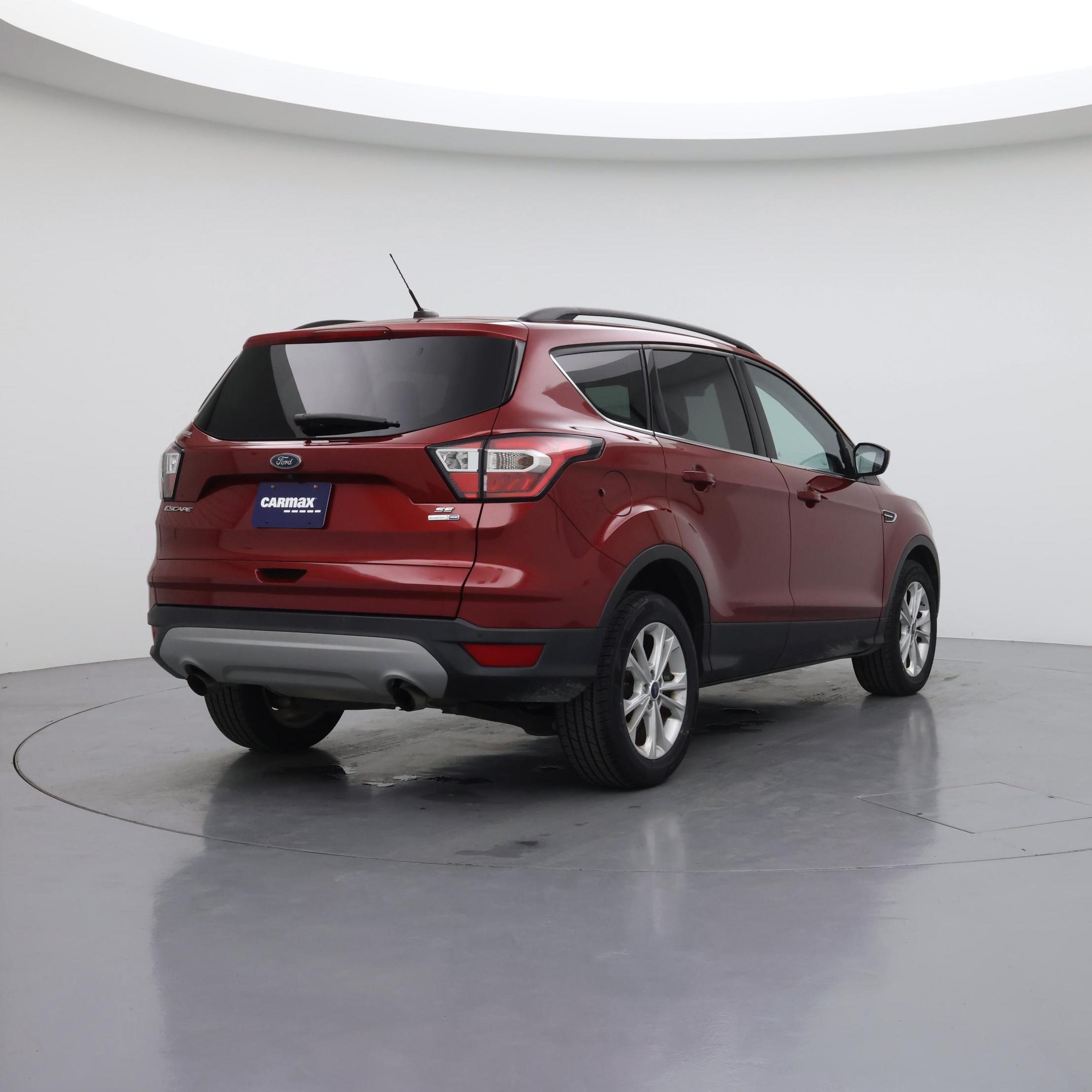 Thumbnail: 2017 Ford Escape - 8