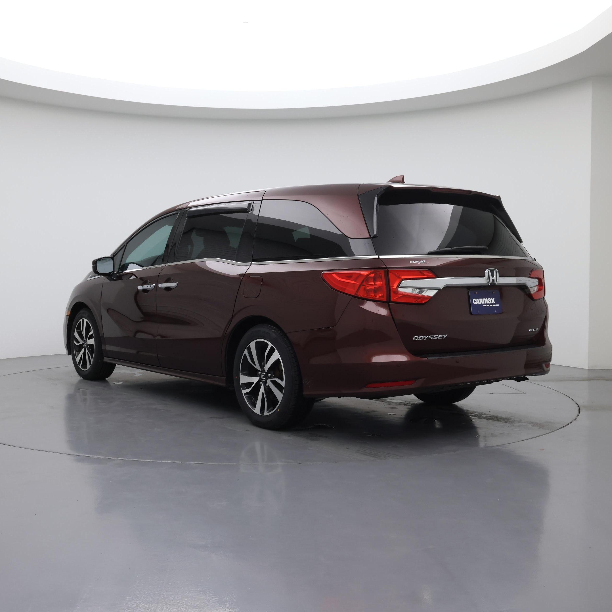 Thumbnail: 2019 Honda Odyssey - 2