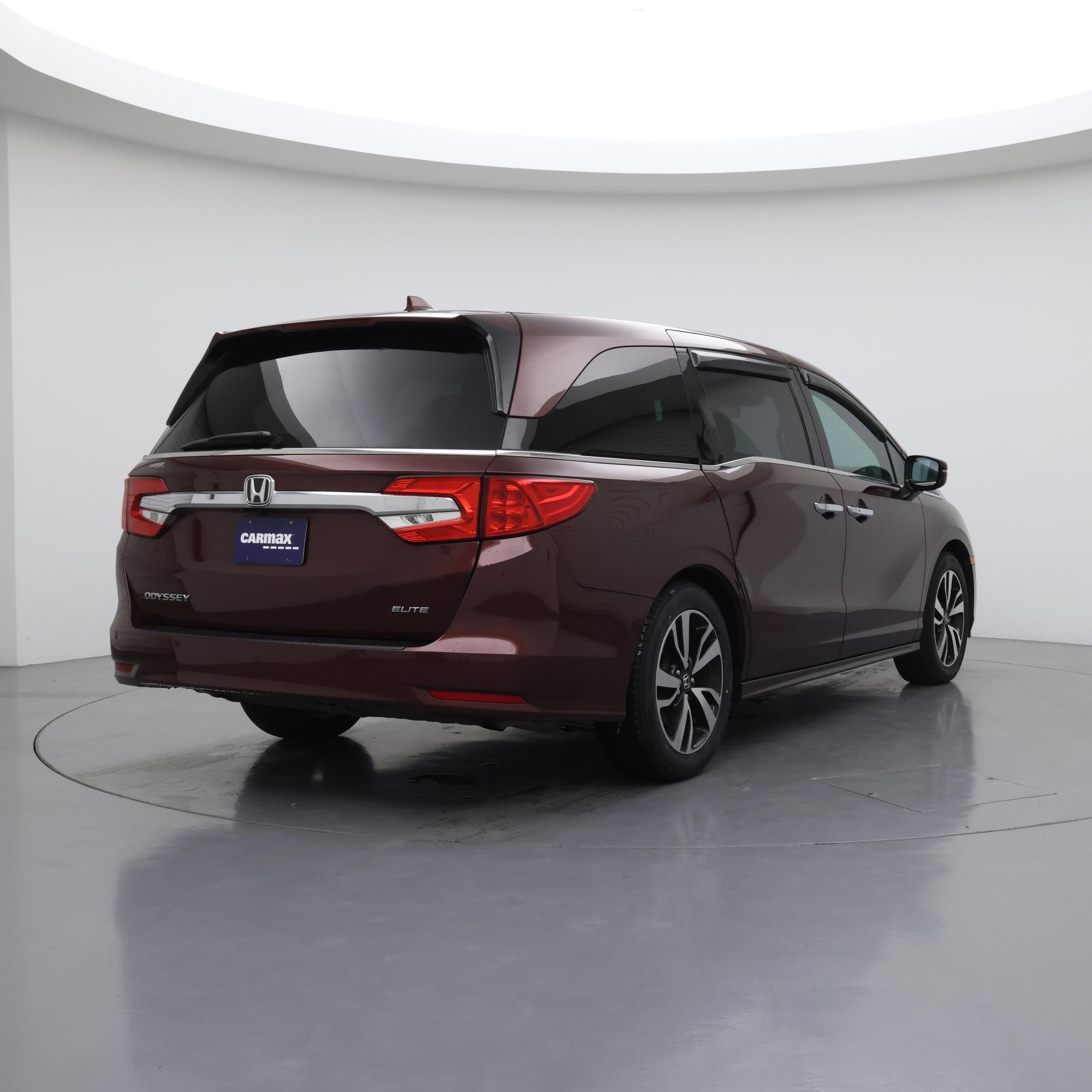 Thumbnail: 2019 Honda Odyssey - 8