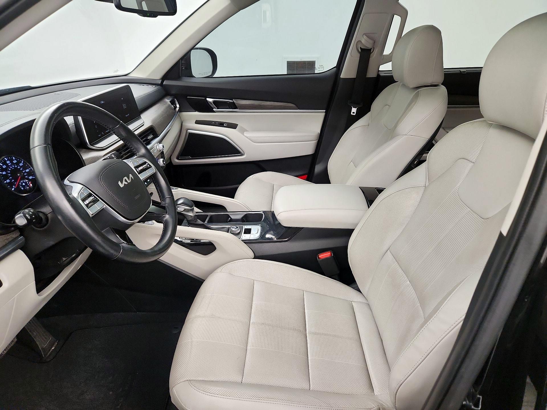 Thumbnail: 2022 Kia Telluride - 11