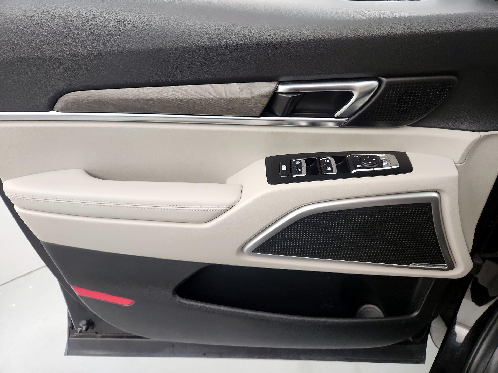 Thumbnail: 2022 Kia Telluride - 12