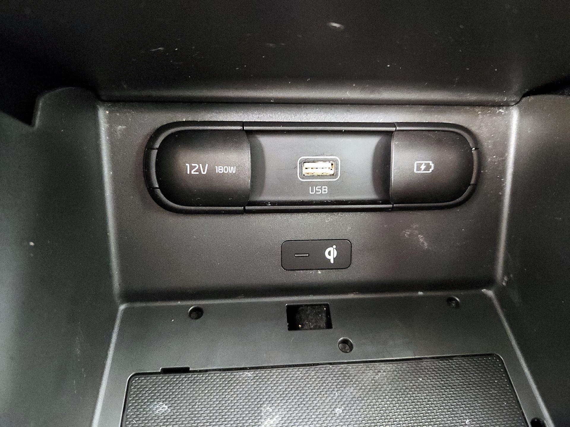 Thumbnail: 2022 Kia Telluride - 19