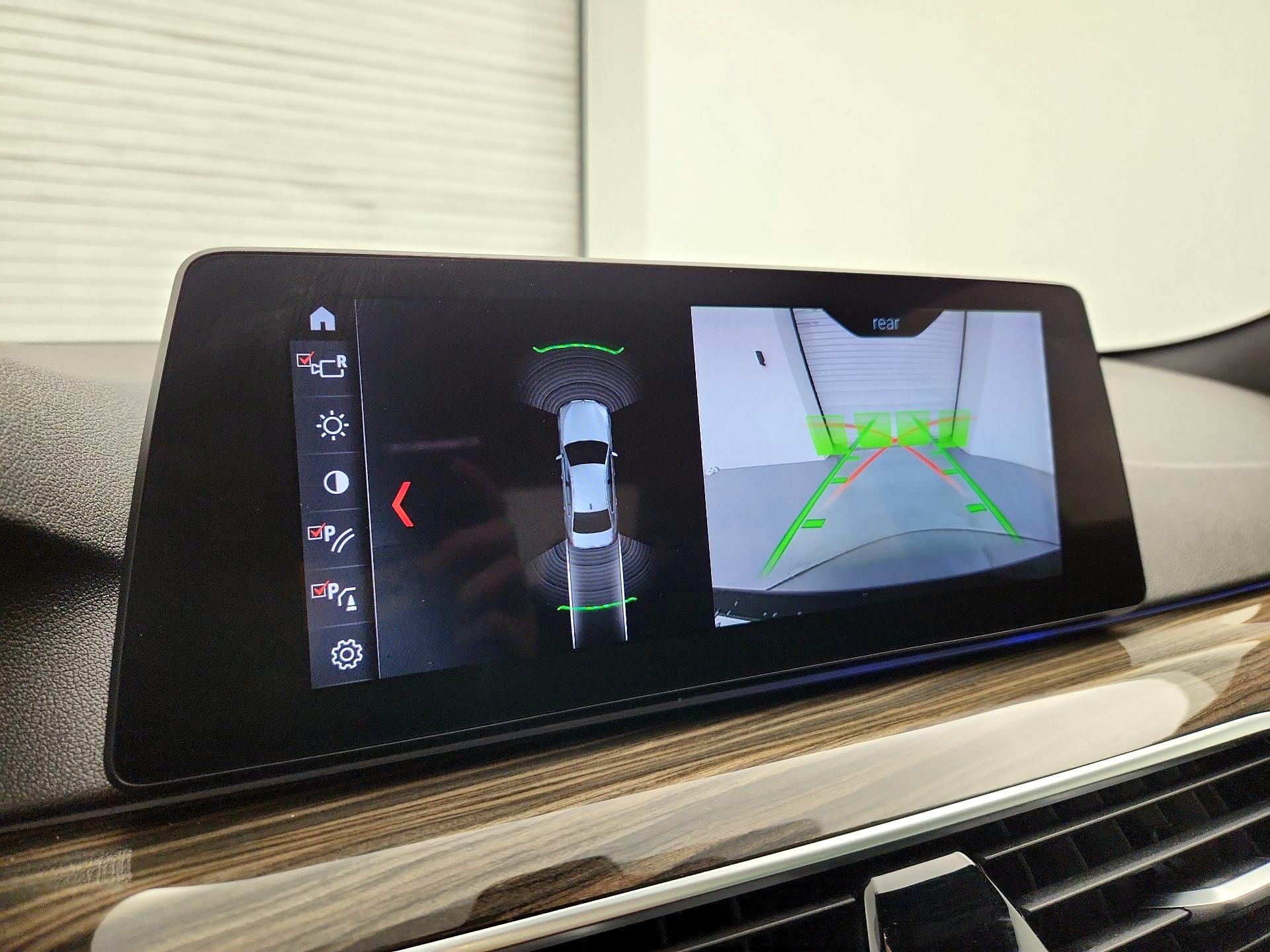 Thumbnail: 2018 BMW 5 Series - 14