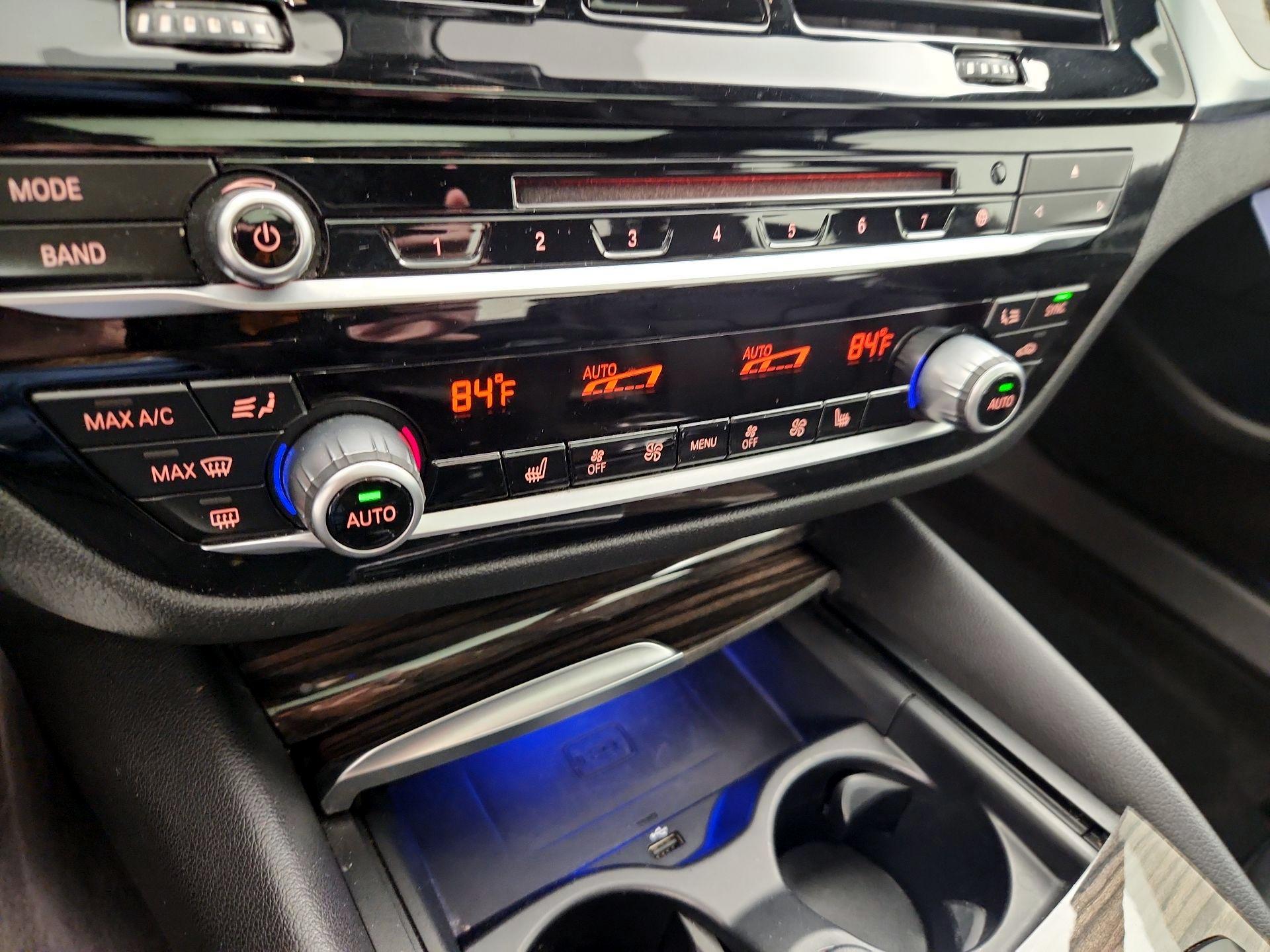 Thumbnail: 2018 BMW 5 Series - 16