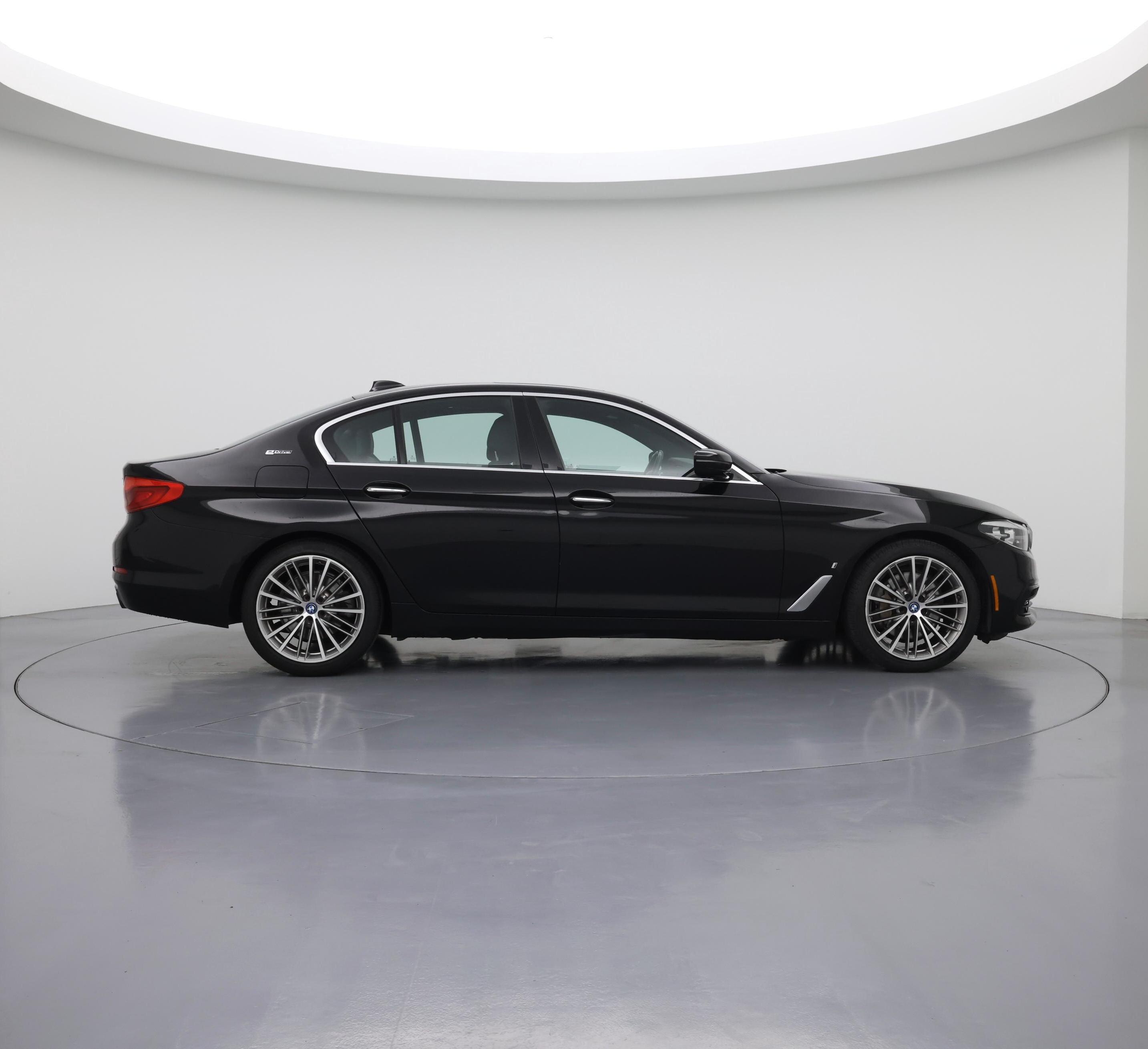 Thumbnail: 2018 BMW 5 Series - 7