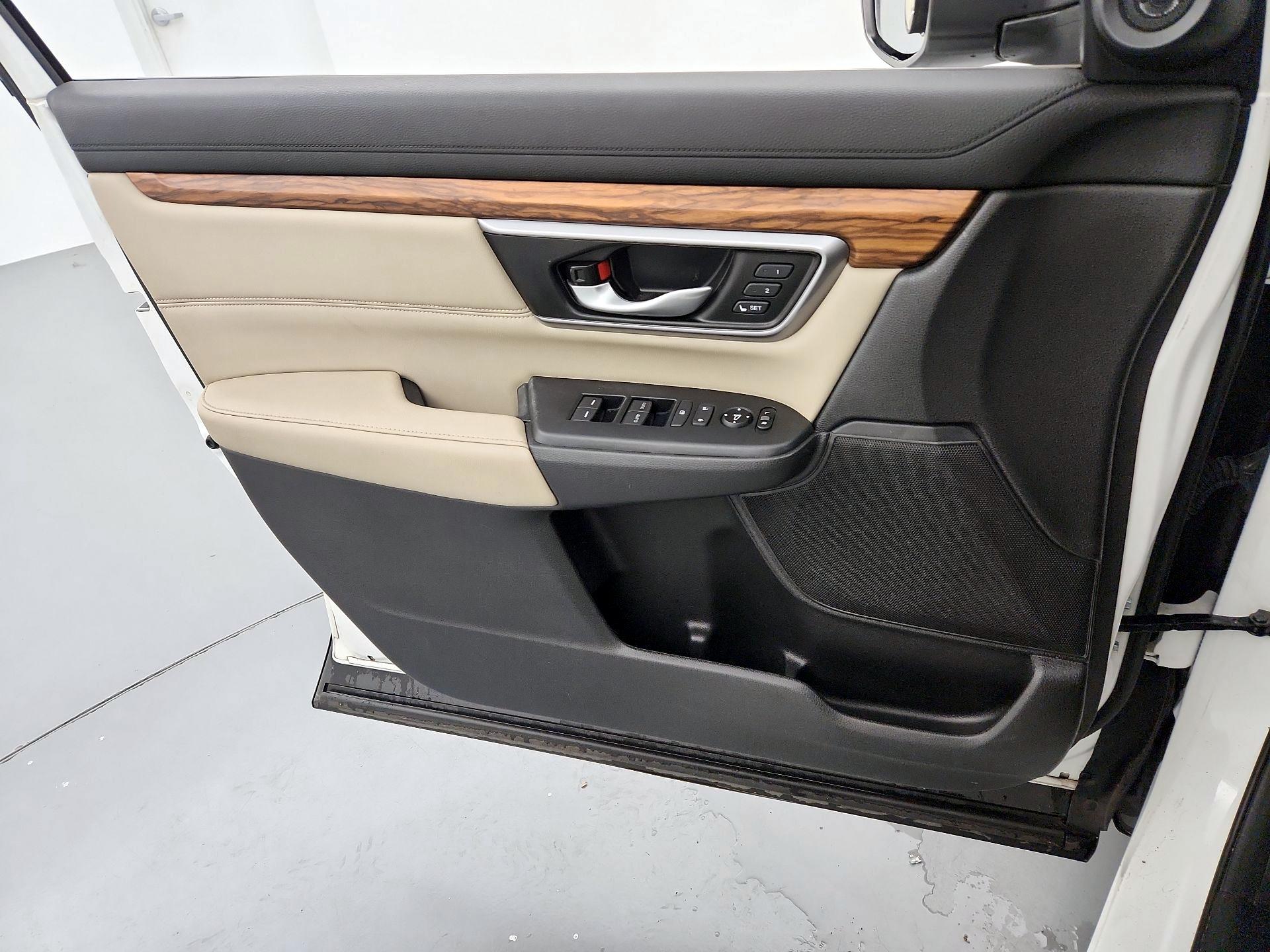 Thumbnail: 2018 Honda CR-V - 12