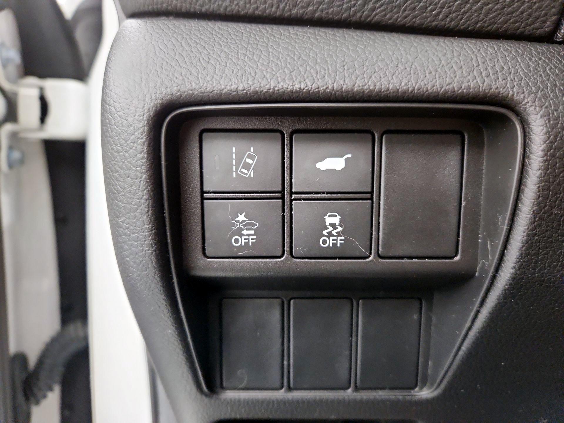 Thumbnail: 2018 Honda CR-V - 13