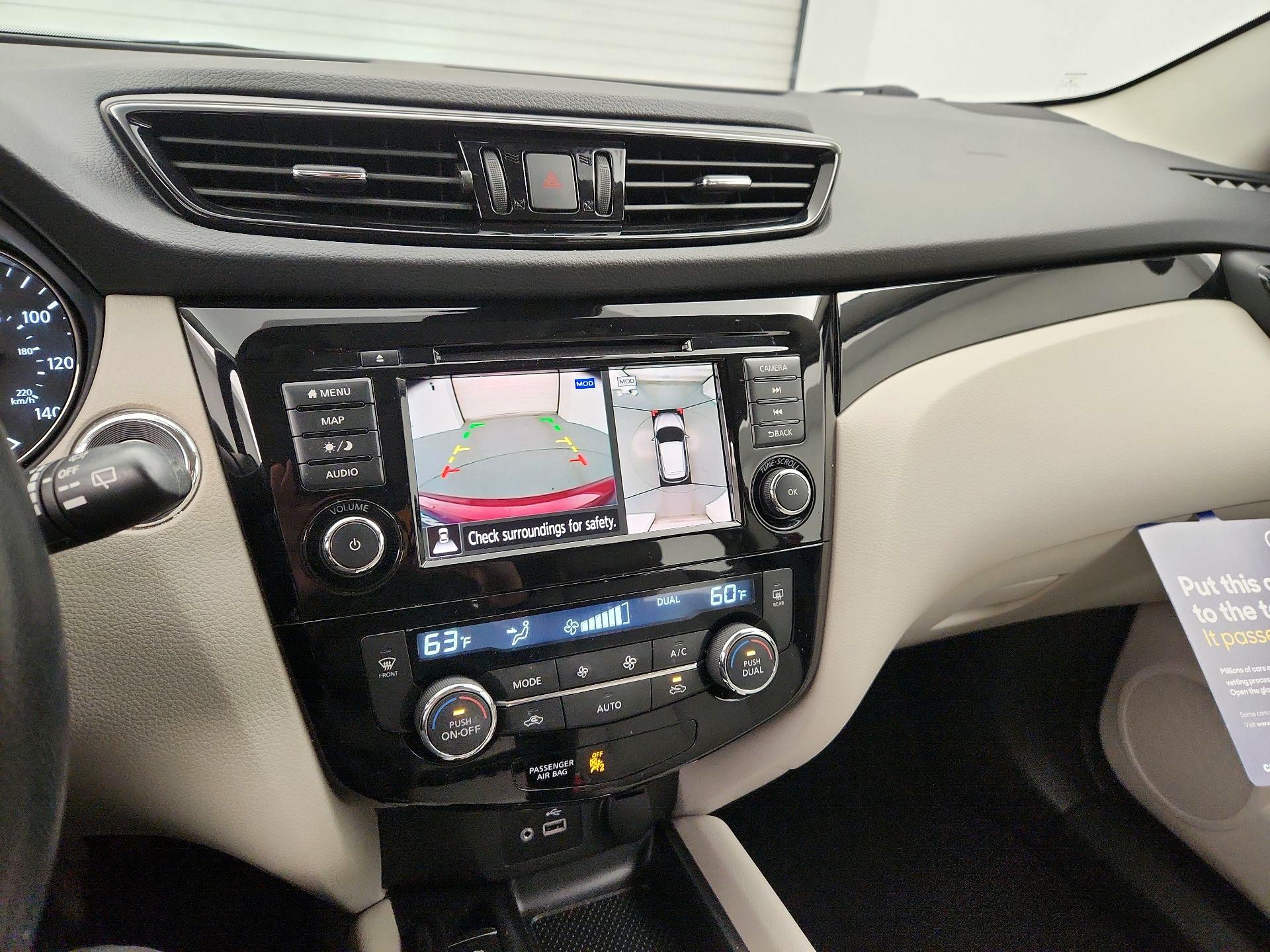 Thumbnail: 2021 Nissan Rogue Sport - 14