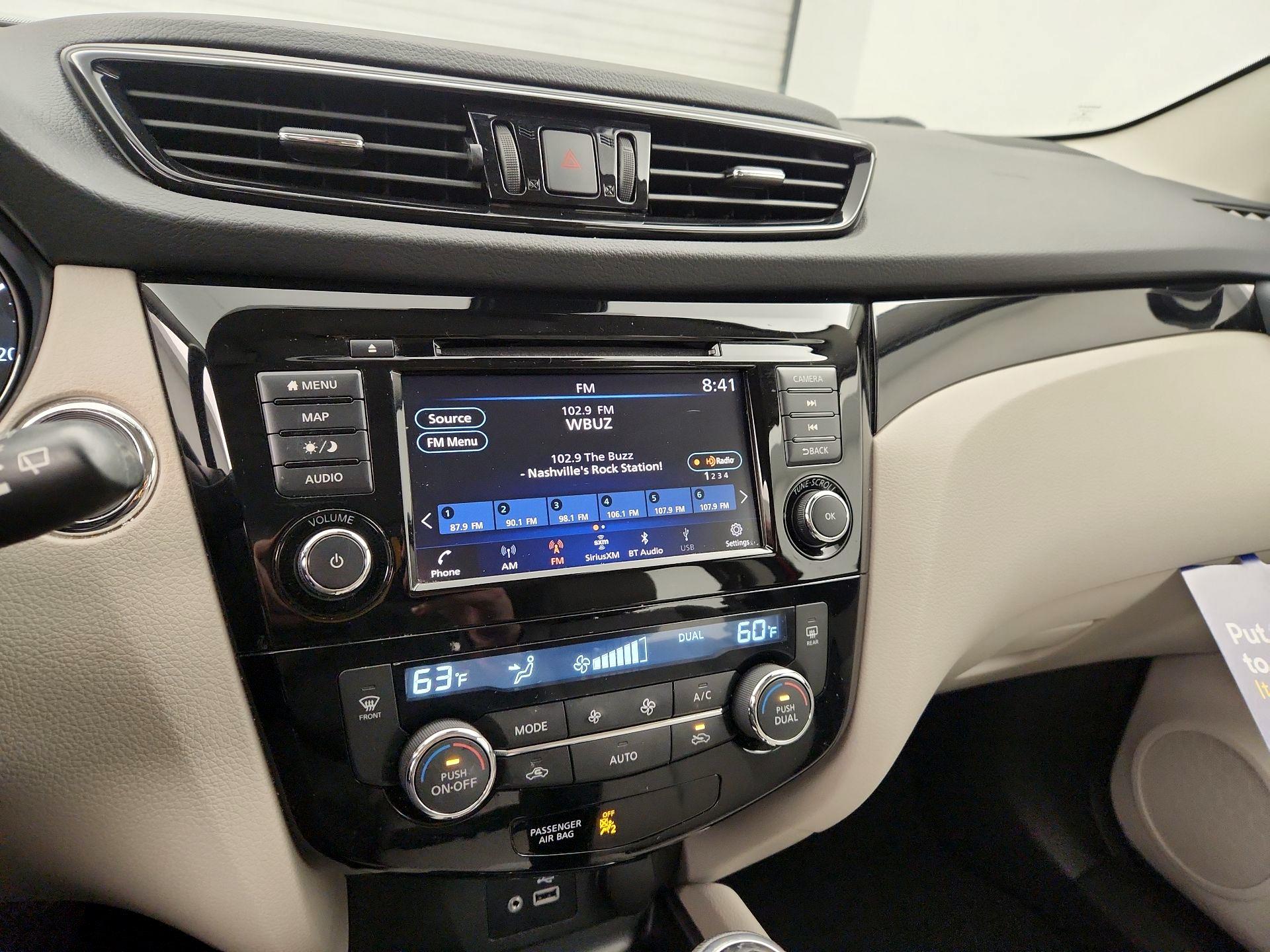 Thumbnail: 2021 Nissan Rogue Sport - 15