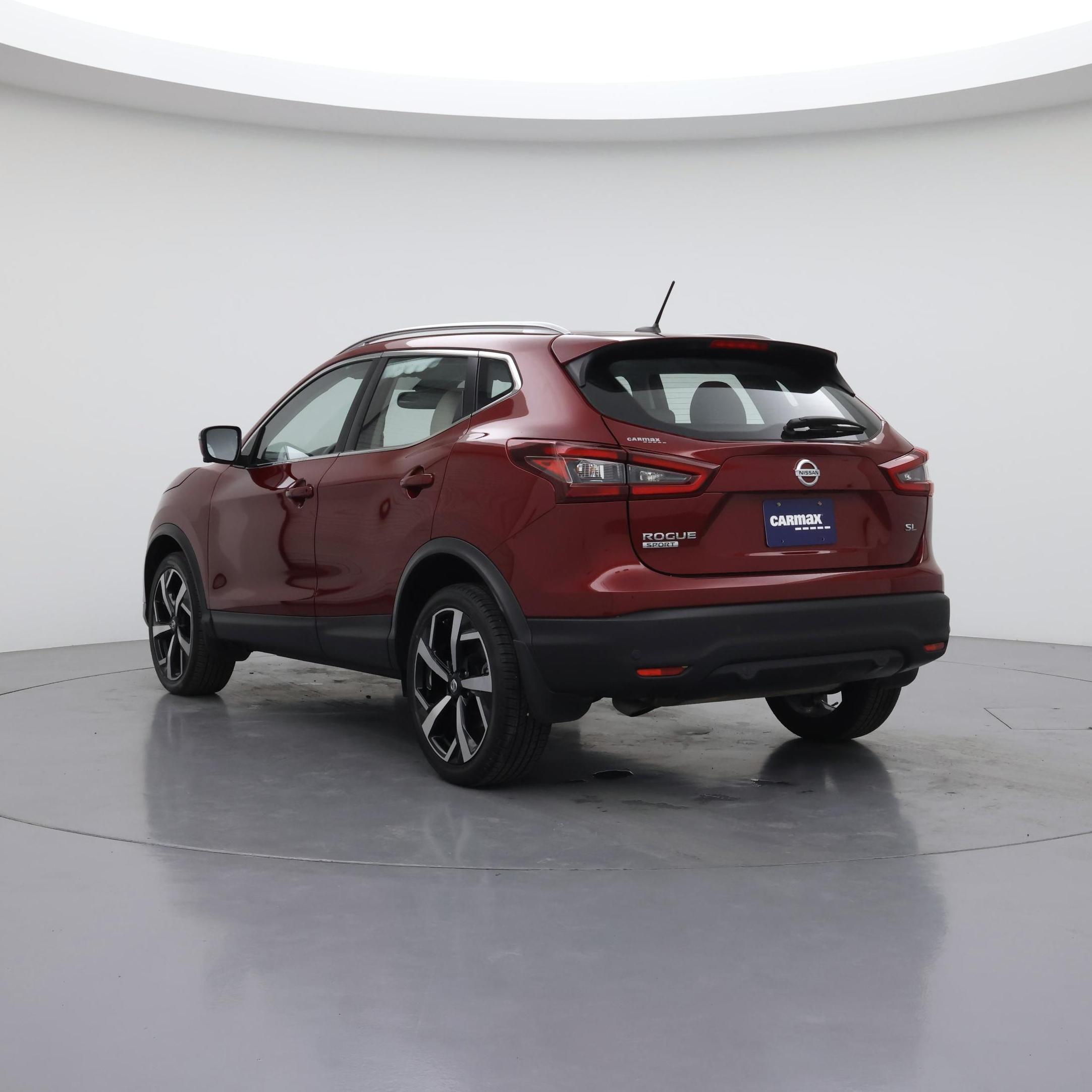 Thumbnail: 2021 Nissan Rogue Sport - 2