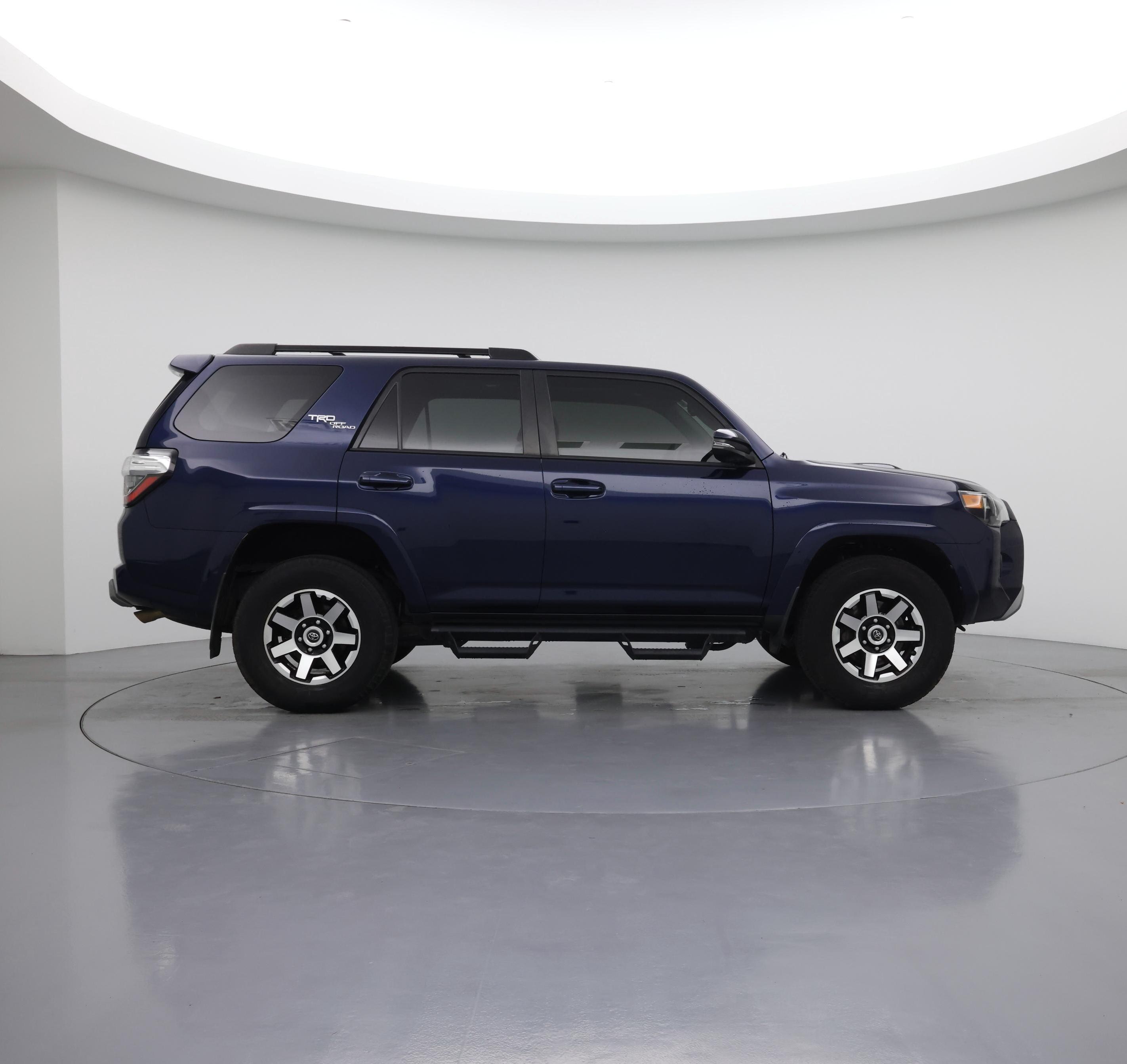 Thumbnail: 2020 Toyota 4Runner - 7