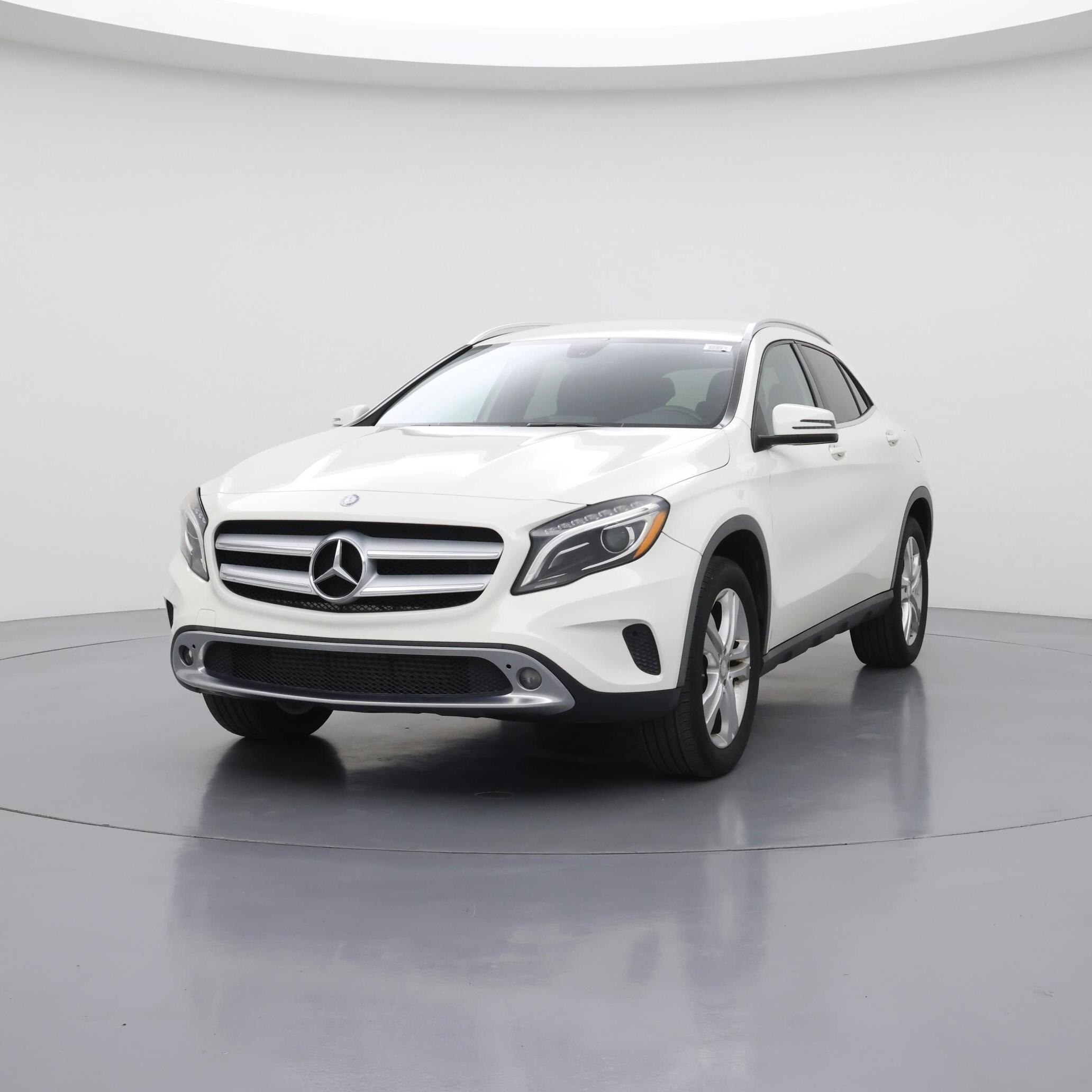Thumbnail: 2015 Mercedes-Benz GLA - 4