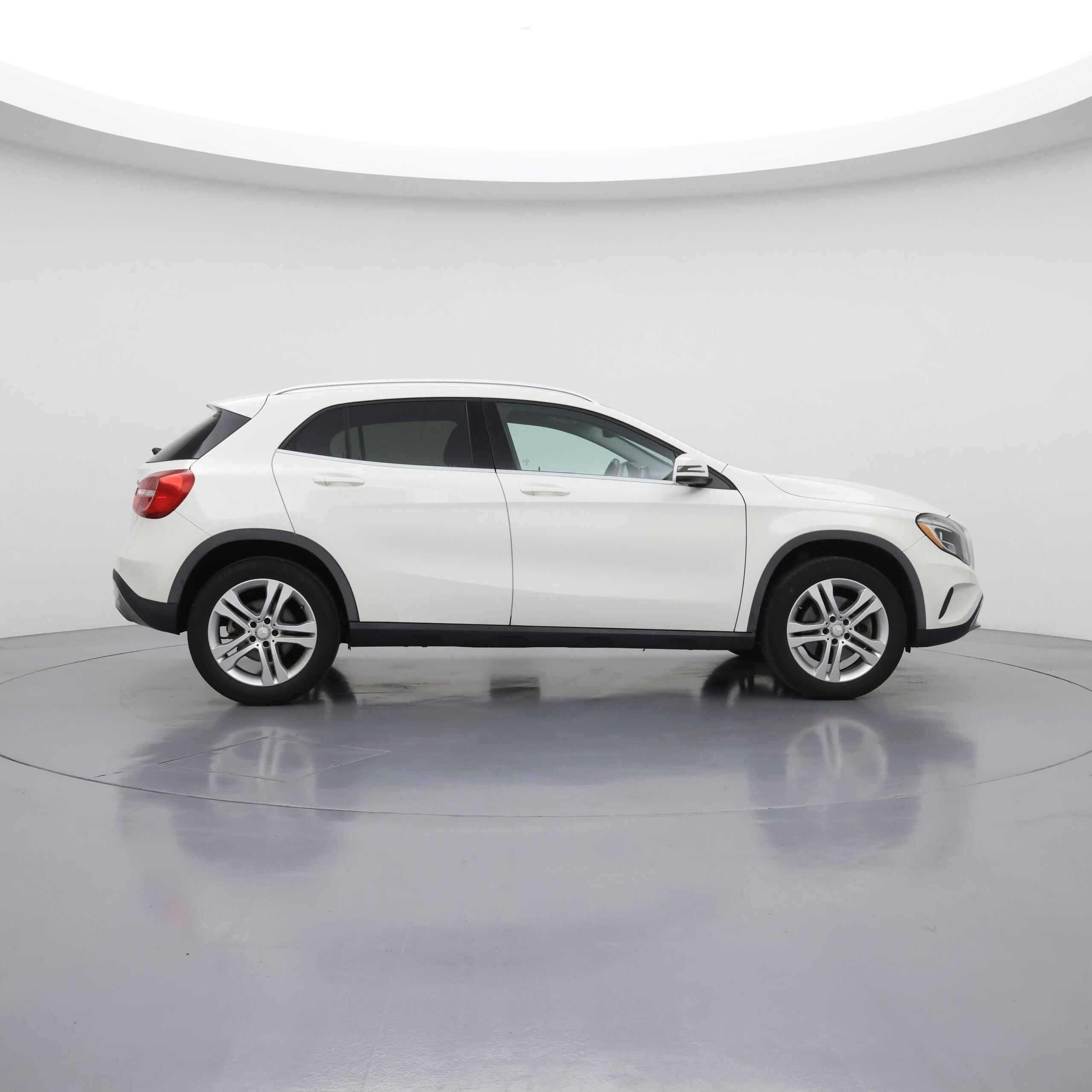 Thumbnail: 2015 Mercedes-Benz GLA - 7