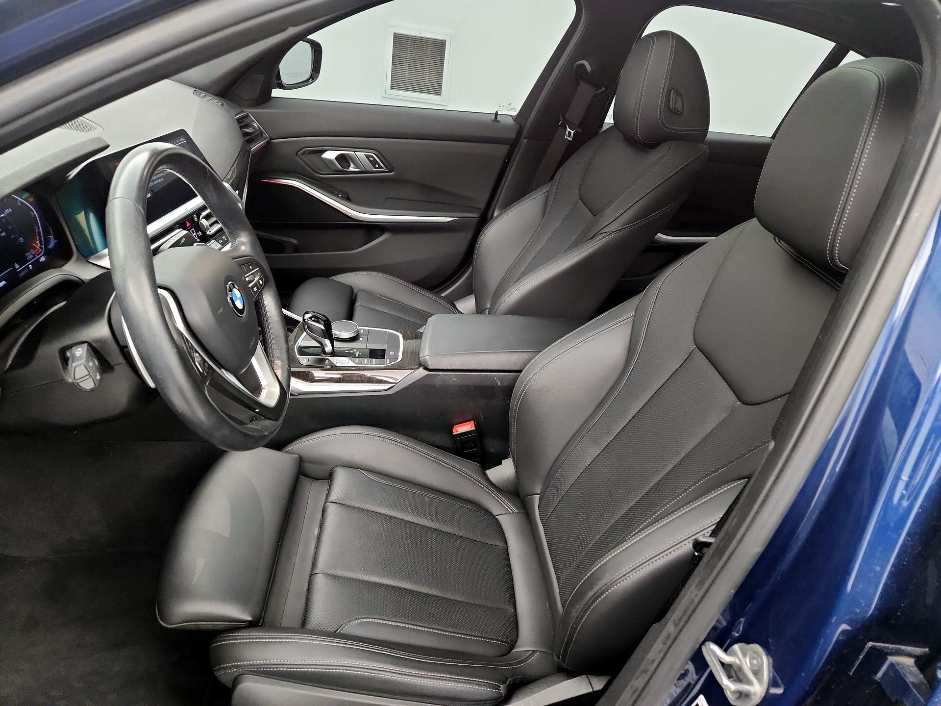 Thumbnail: 2022 BMW 3 Series - 11