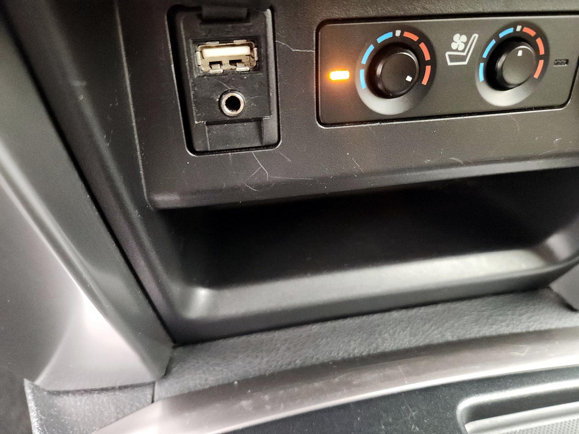 Thumbnail: 2017 Toyota 4Runner - 18