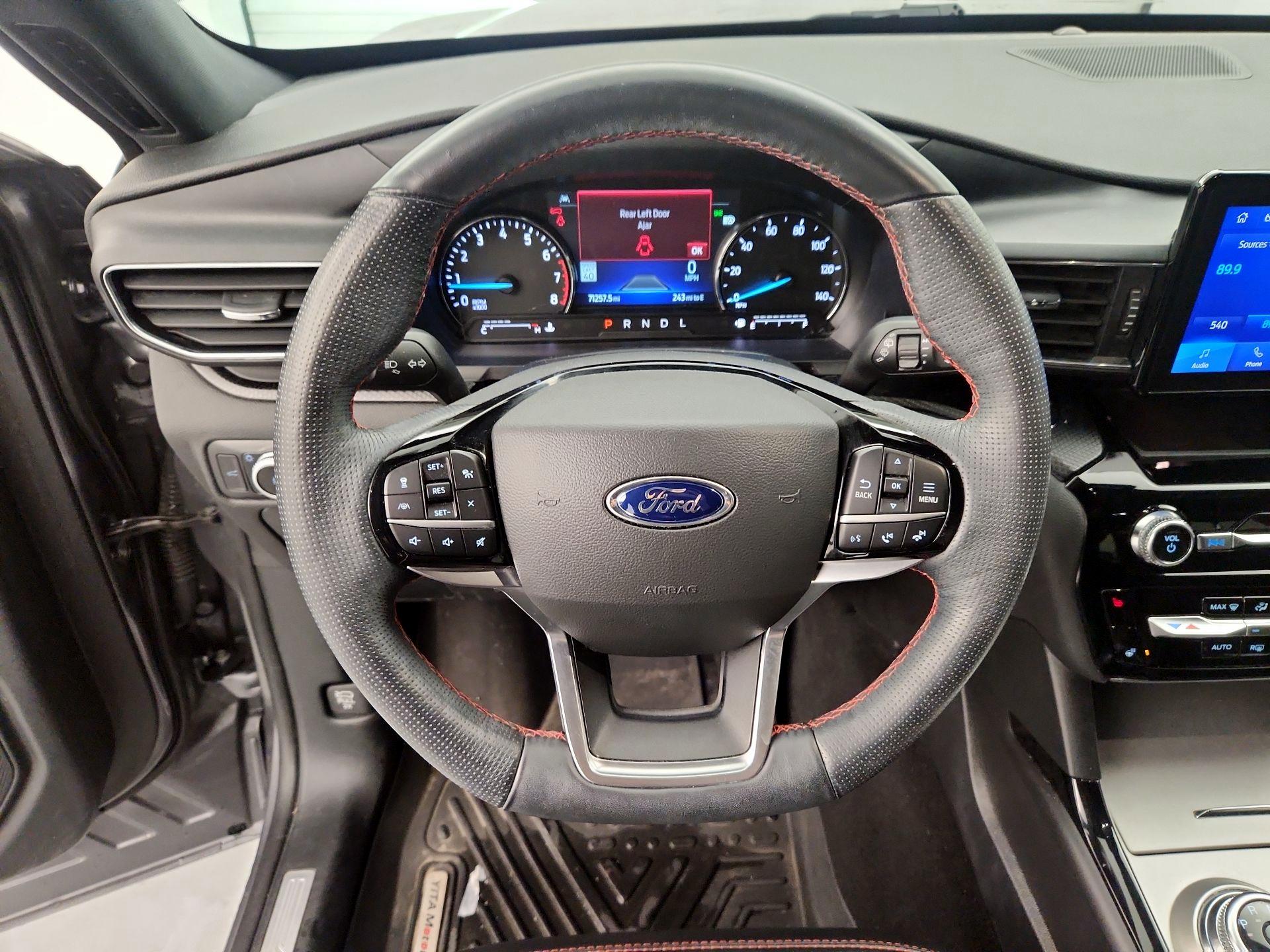 Thumbnail: 2022 Ford Explorer - 10