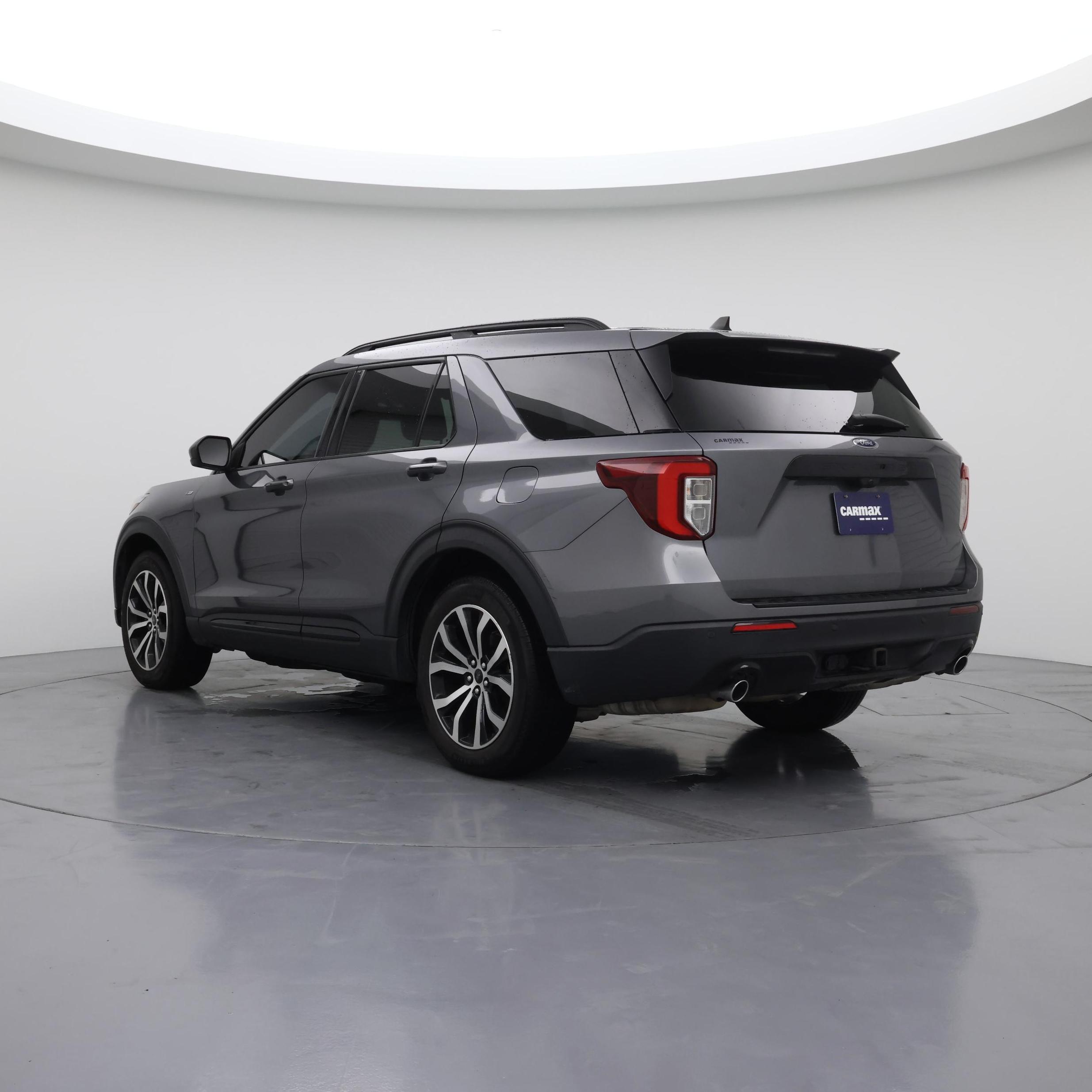 Thumbnail: 2022 Ford Explorer - 2