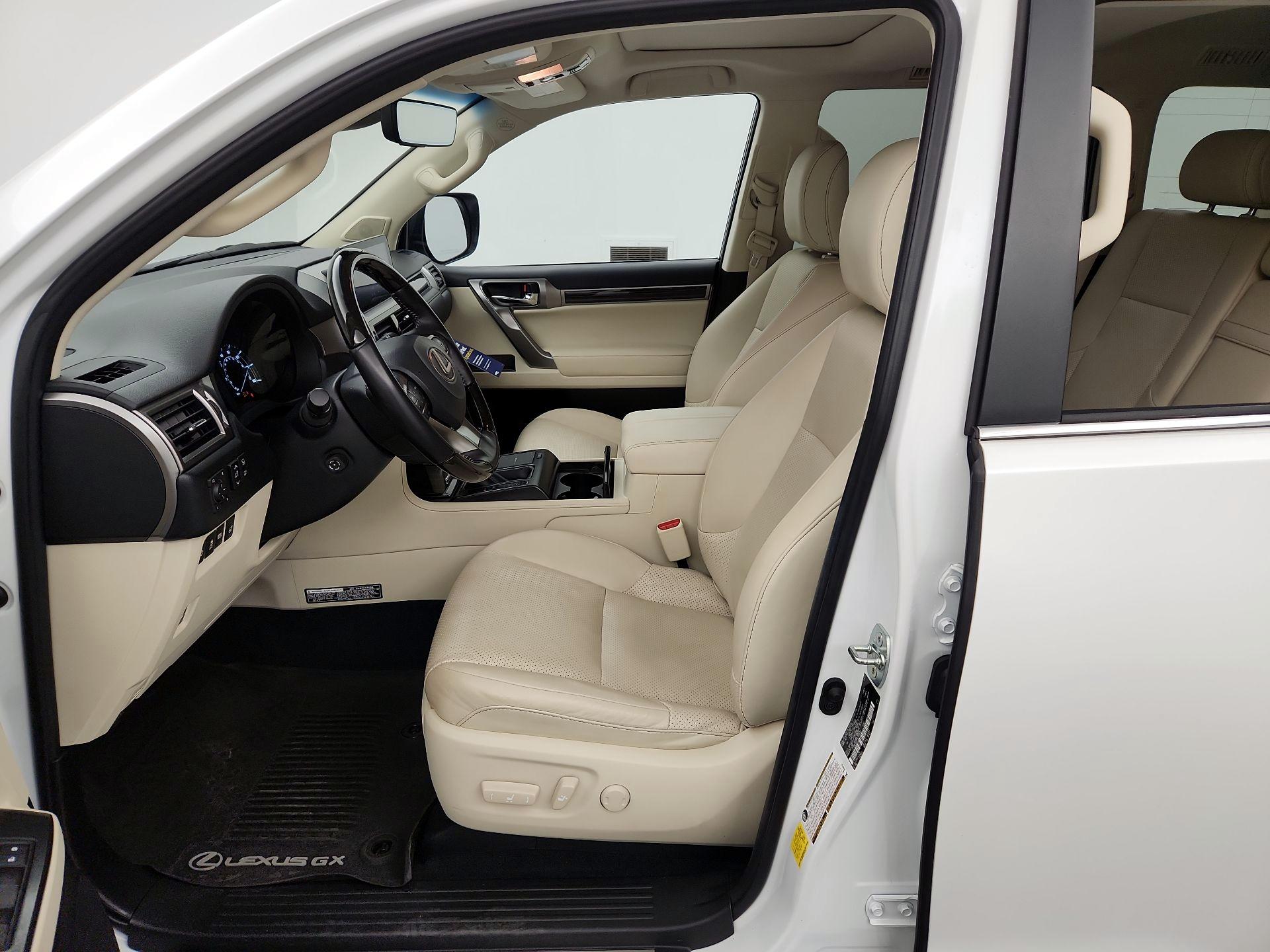 Thumbnail: 2023 Lexus GX - 11