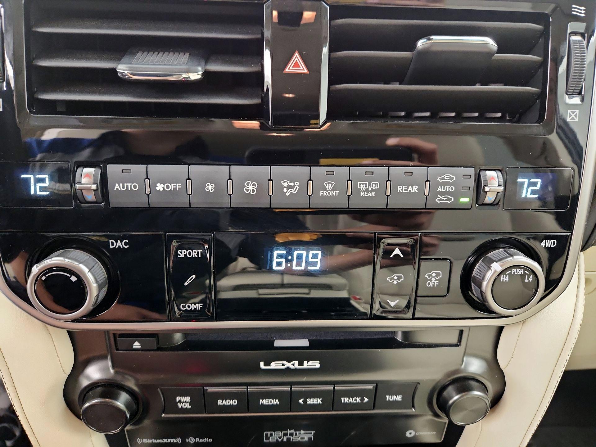 Thumbnail: 2023 Lexus GX - 16